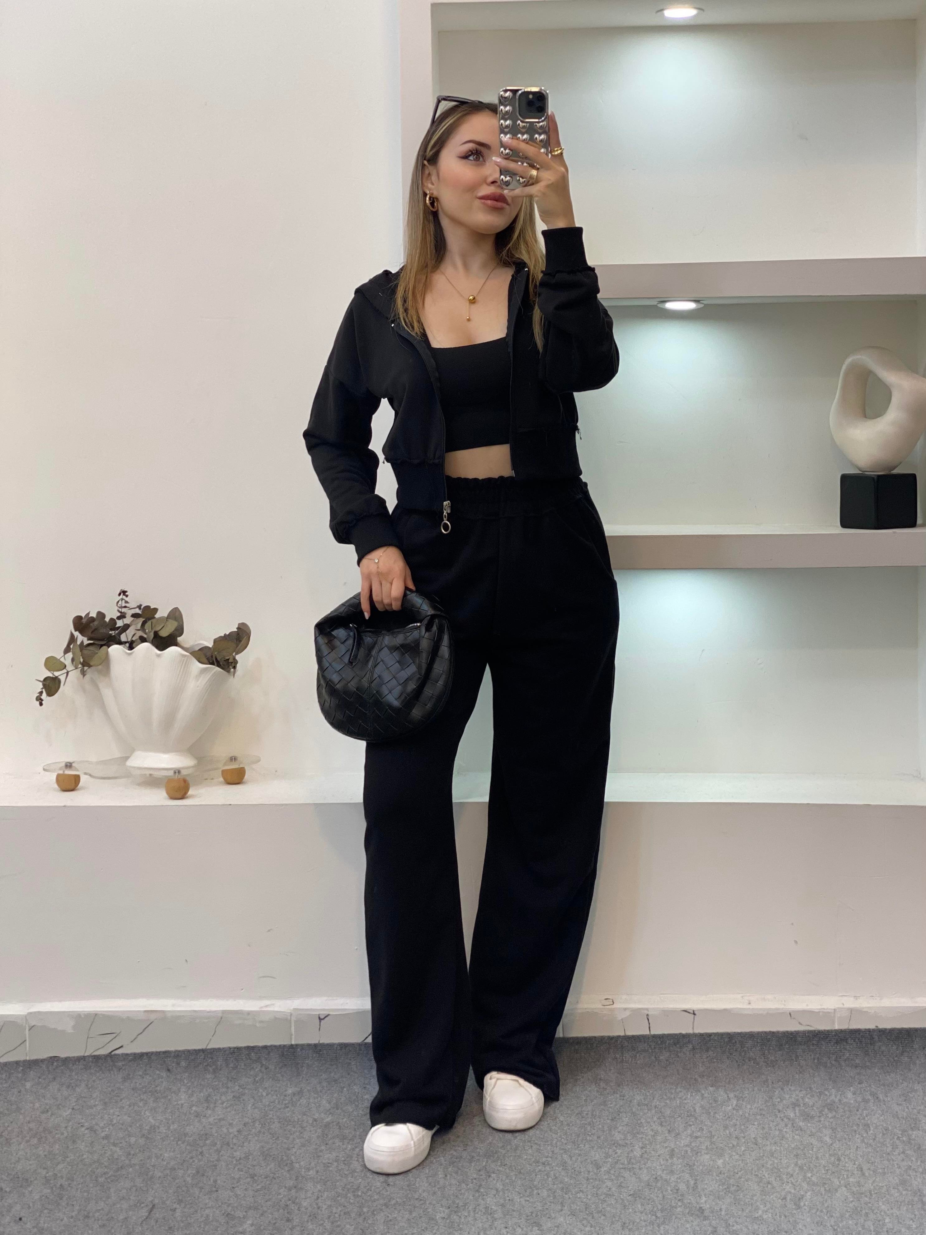 Siyah Kapşonlu Model Eşofman Takım