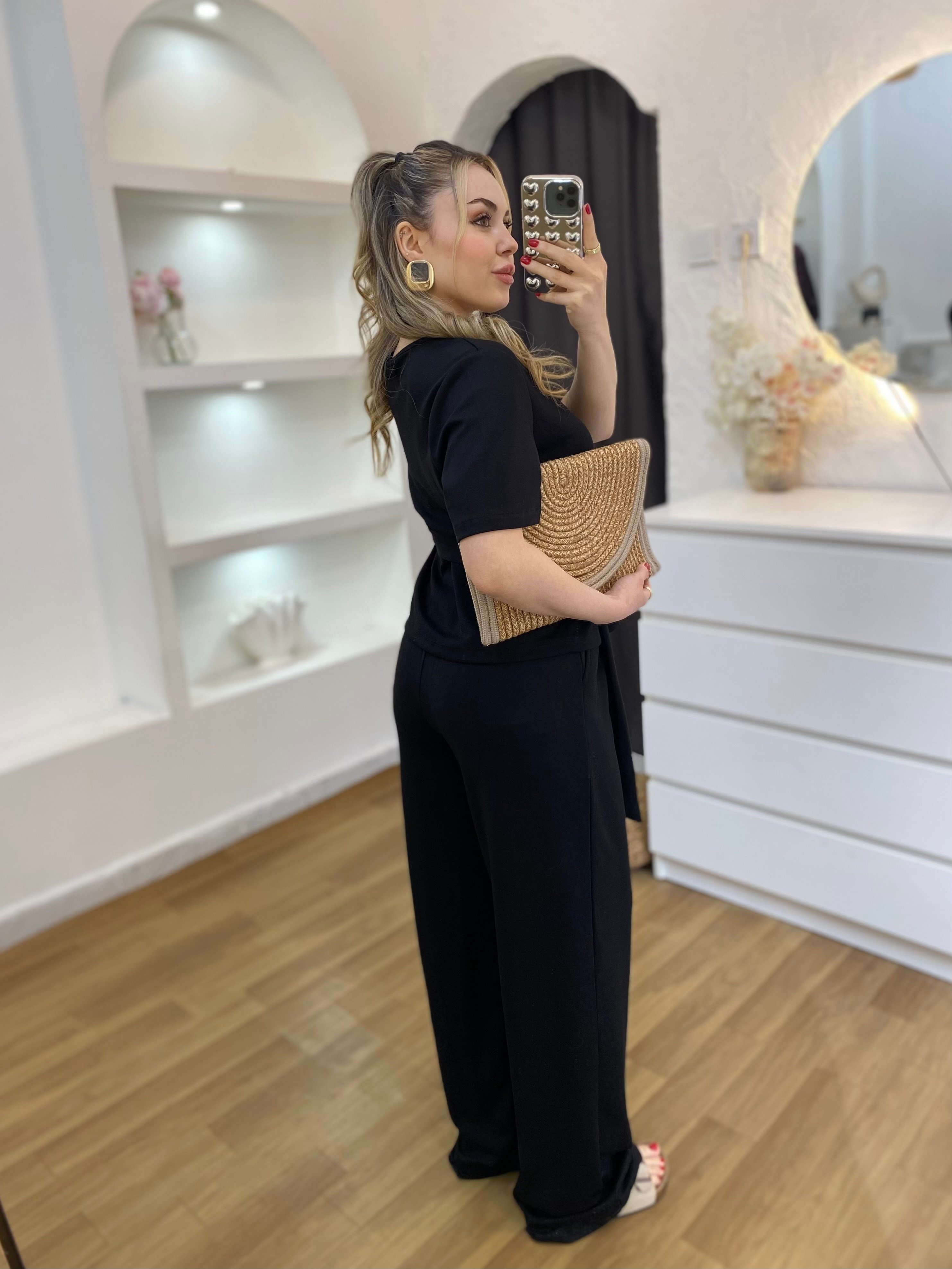 Siyah Kemerli Model Modal Takım