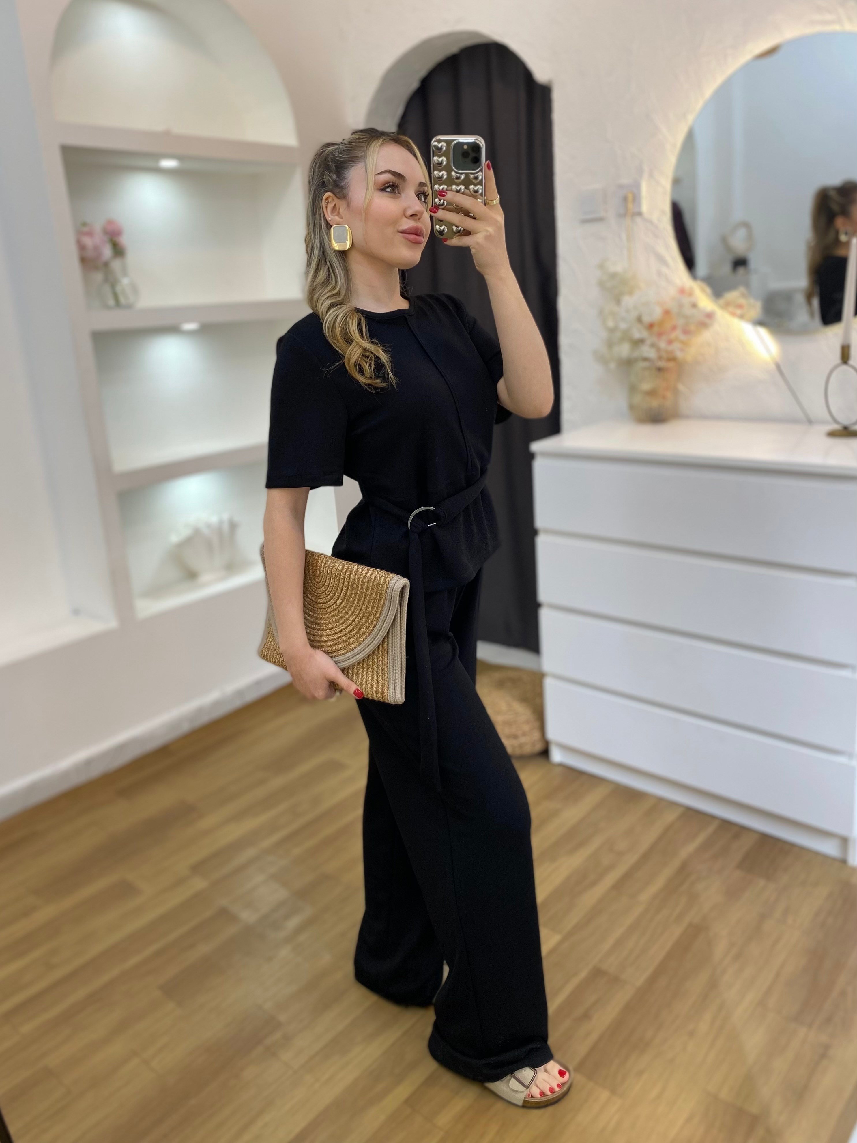 Siyah Kemerli Model Modal Takım