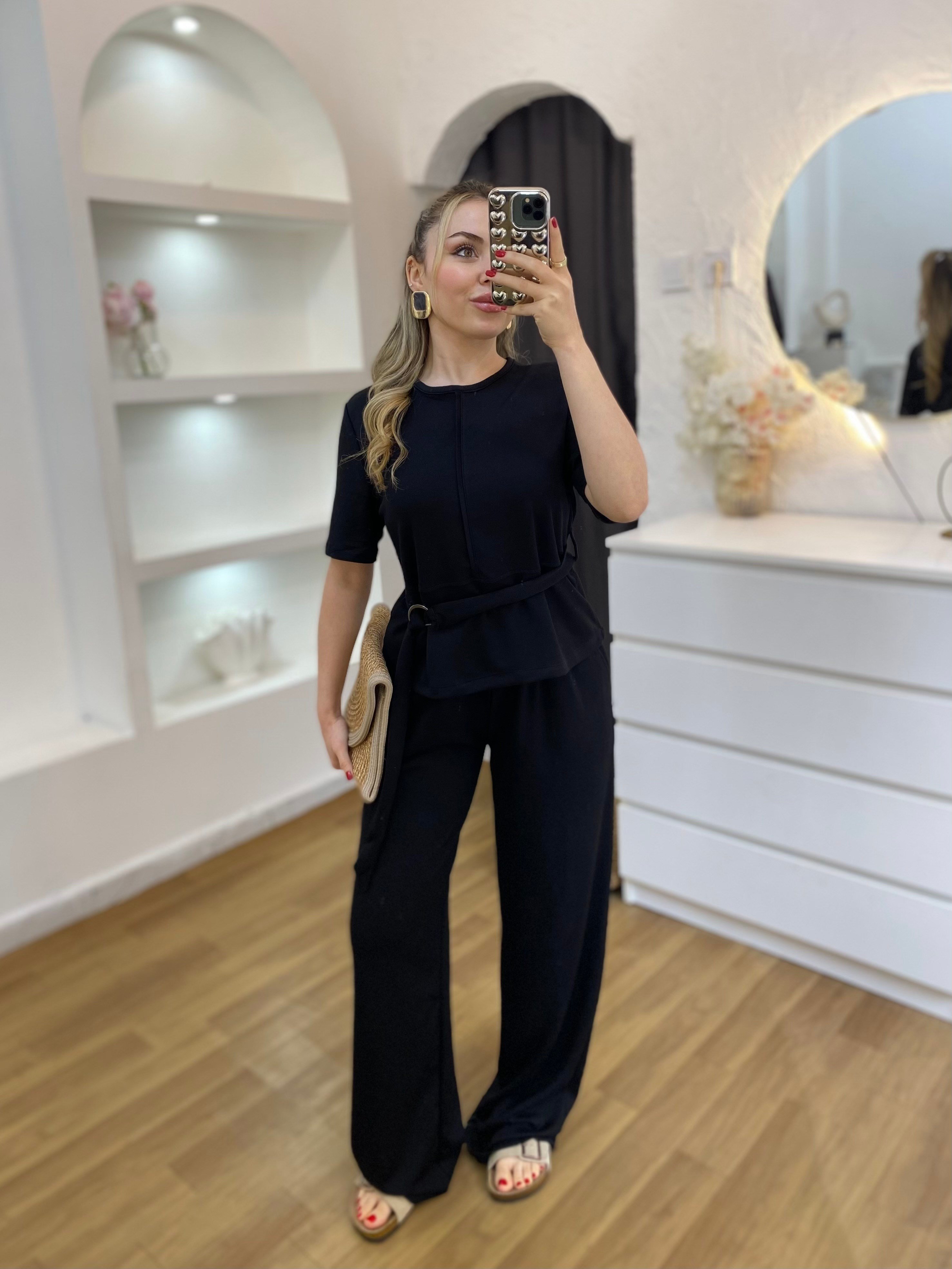 Siyah Kemerli Model Modal Takım