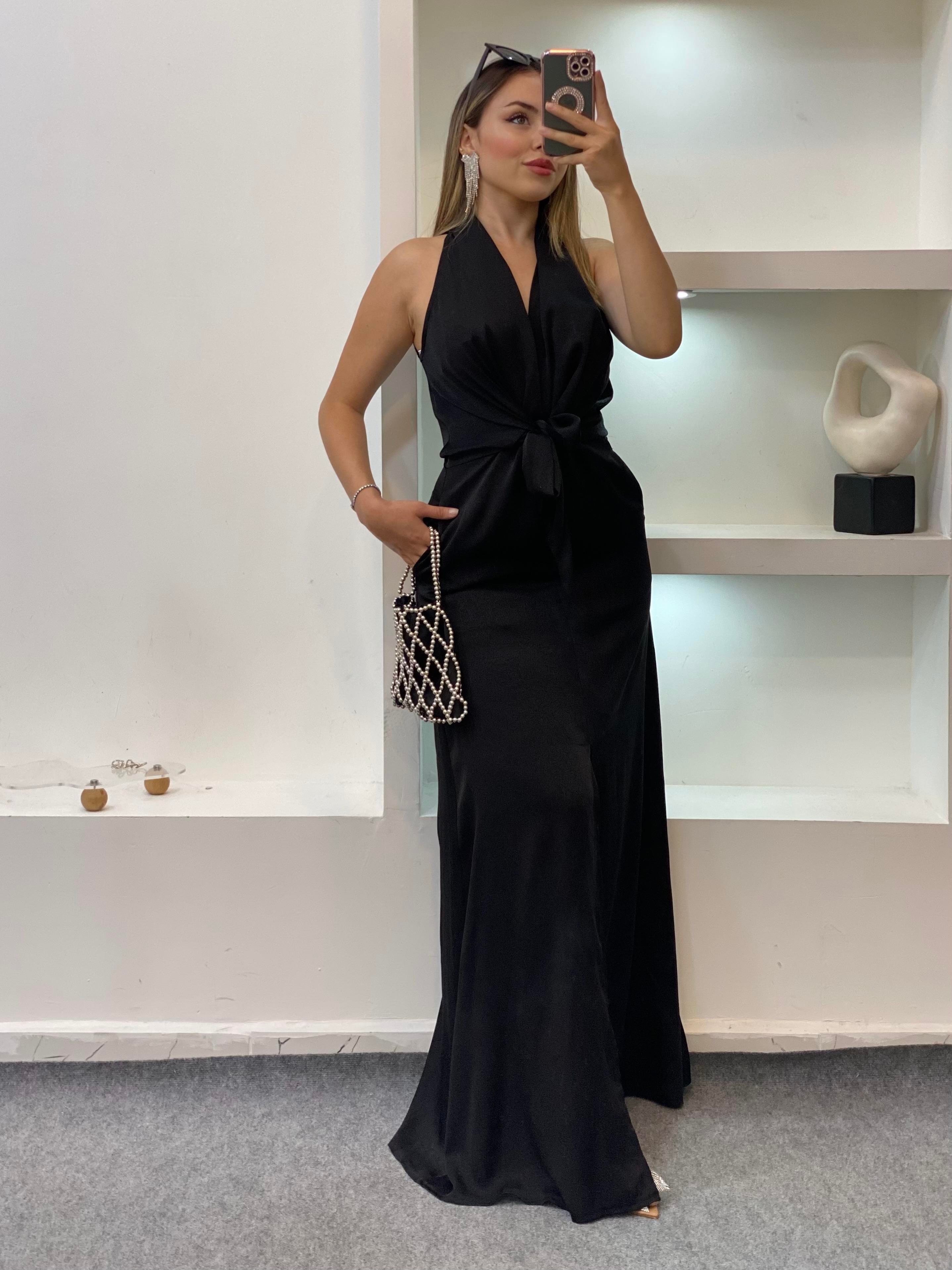 Siyah Maxi Boy Önü Bağlamalı Model Elbise