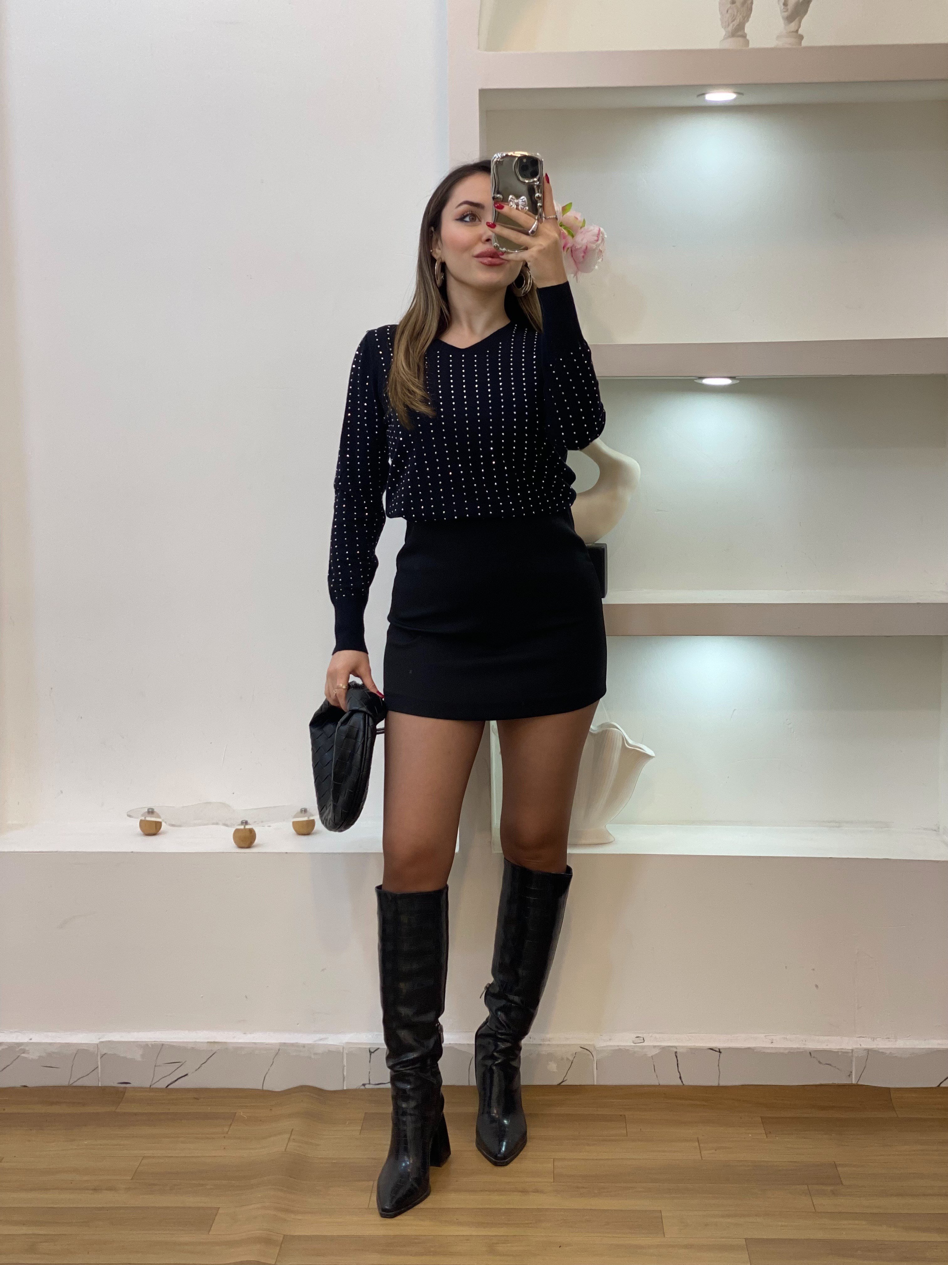 Siyah Parıltılı Taşlı Triko Bluz