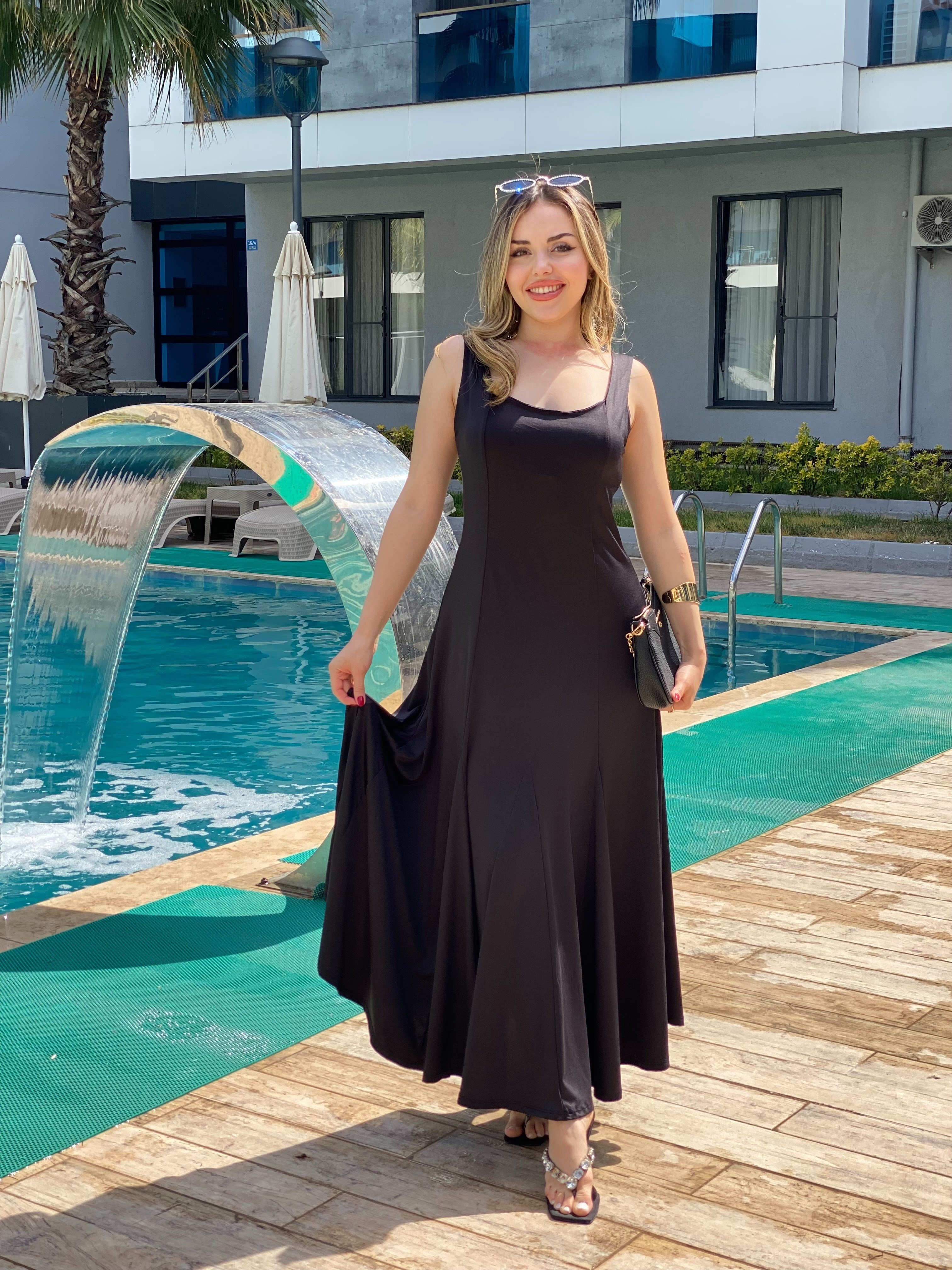Siyah Piliseli Model Likralı Scuba Elbise