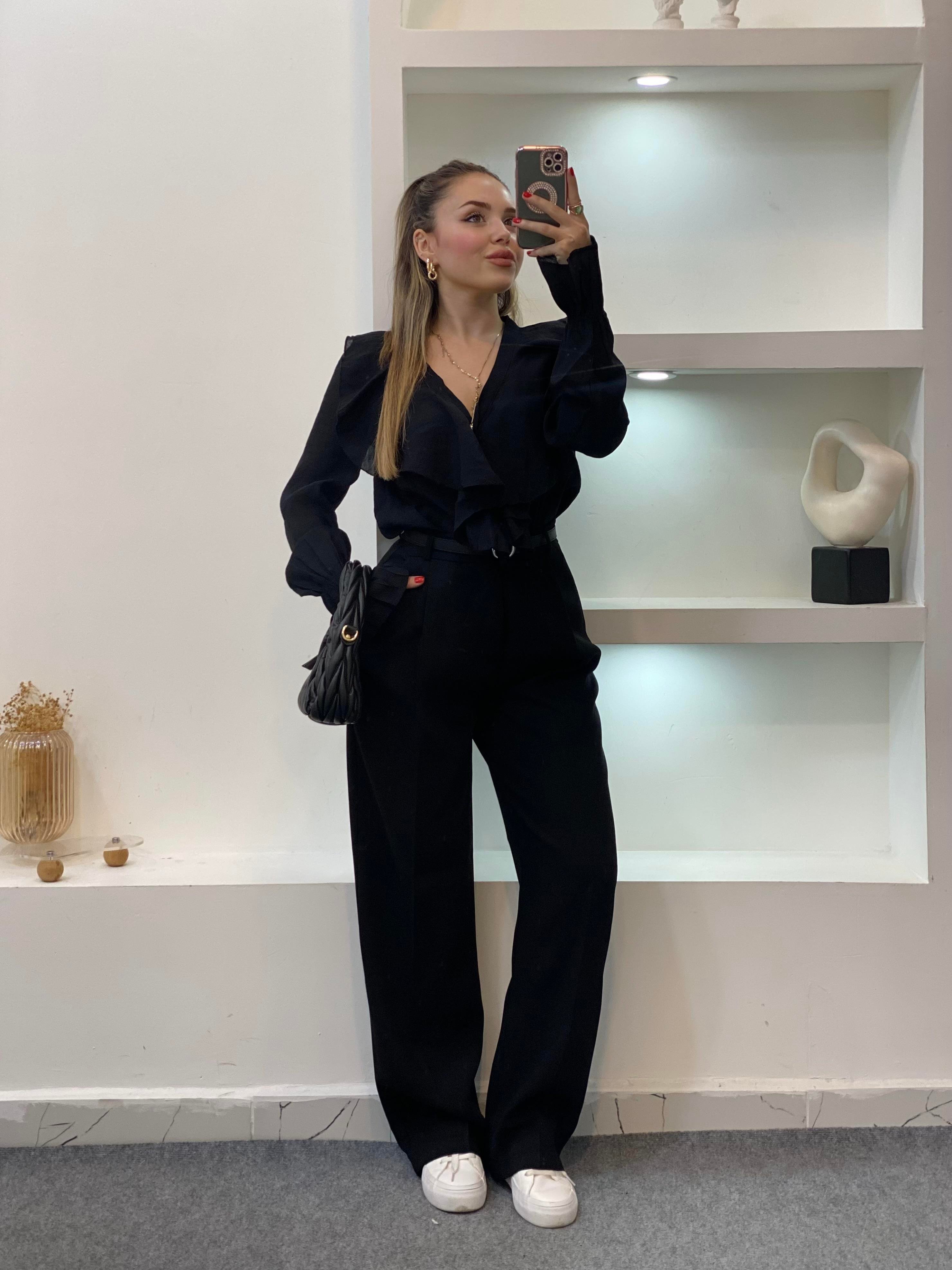 Siyah Premium Kalite Volanlı Bluz