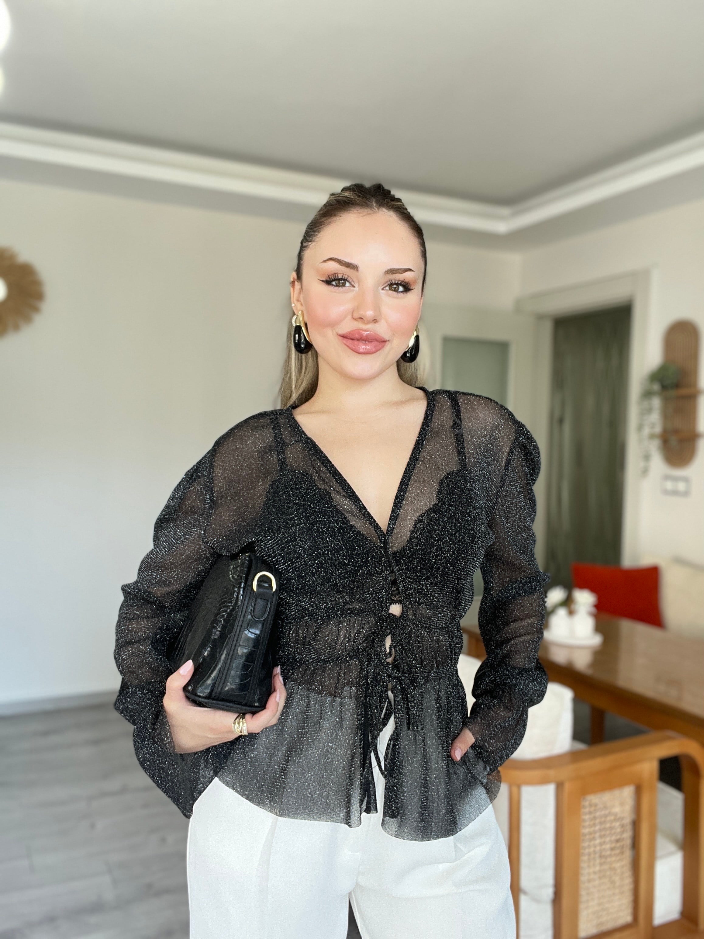 Siyah Simli Doku Bağlamalı Model Tül Hırka