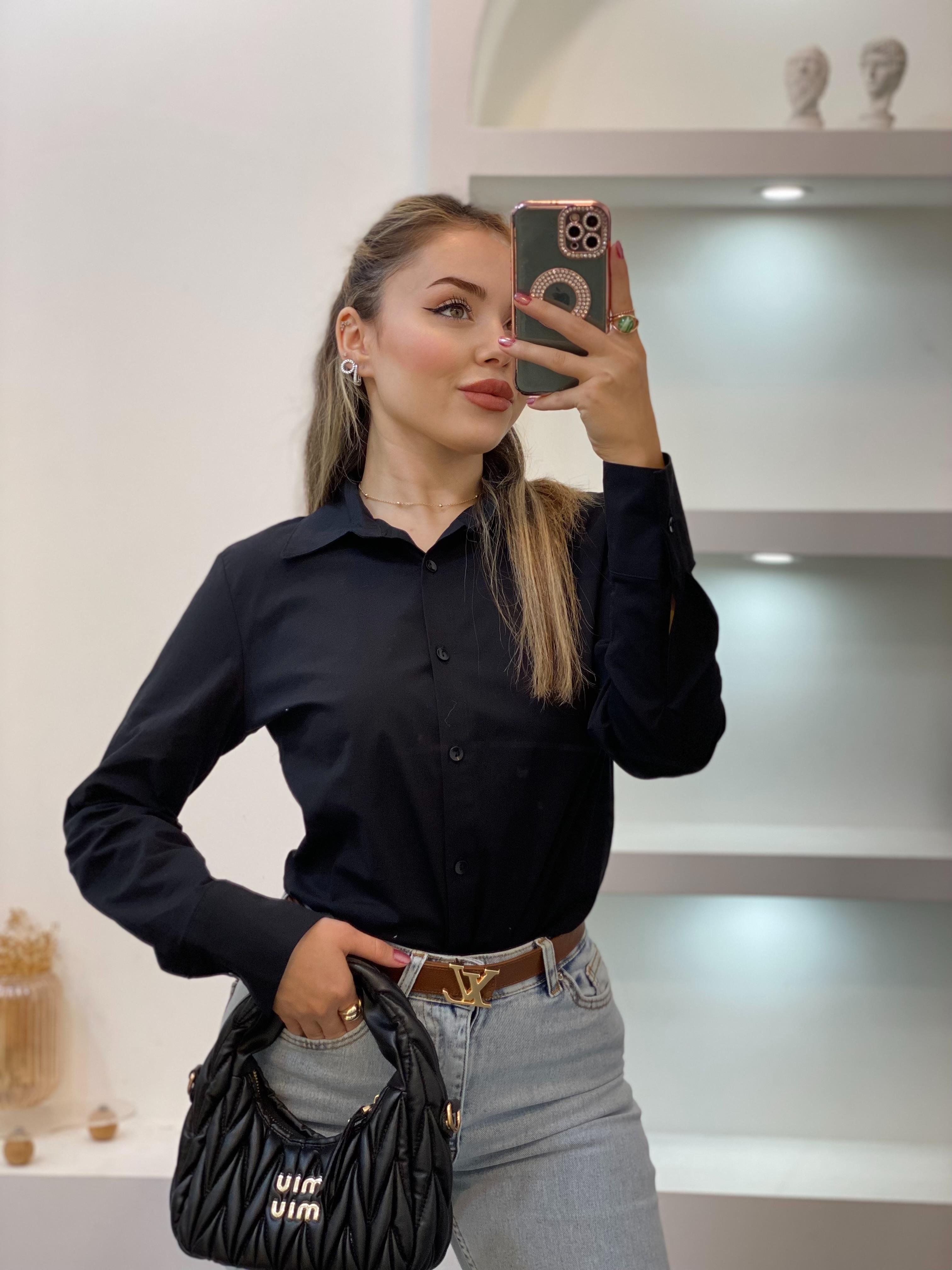 Siyah Uzun Kol Fit Gömlek 