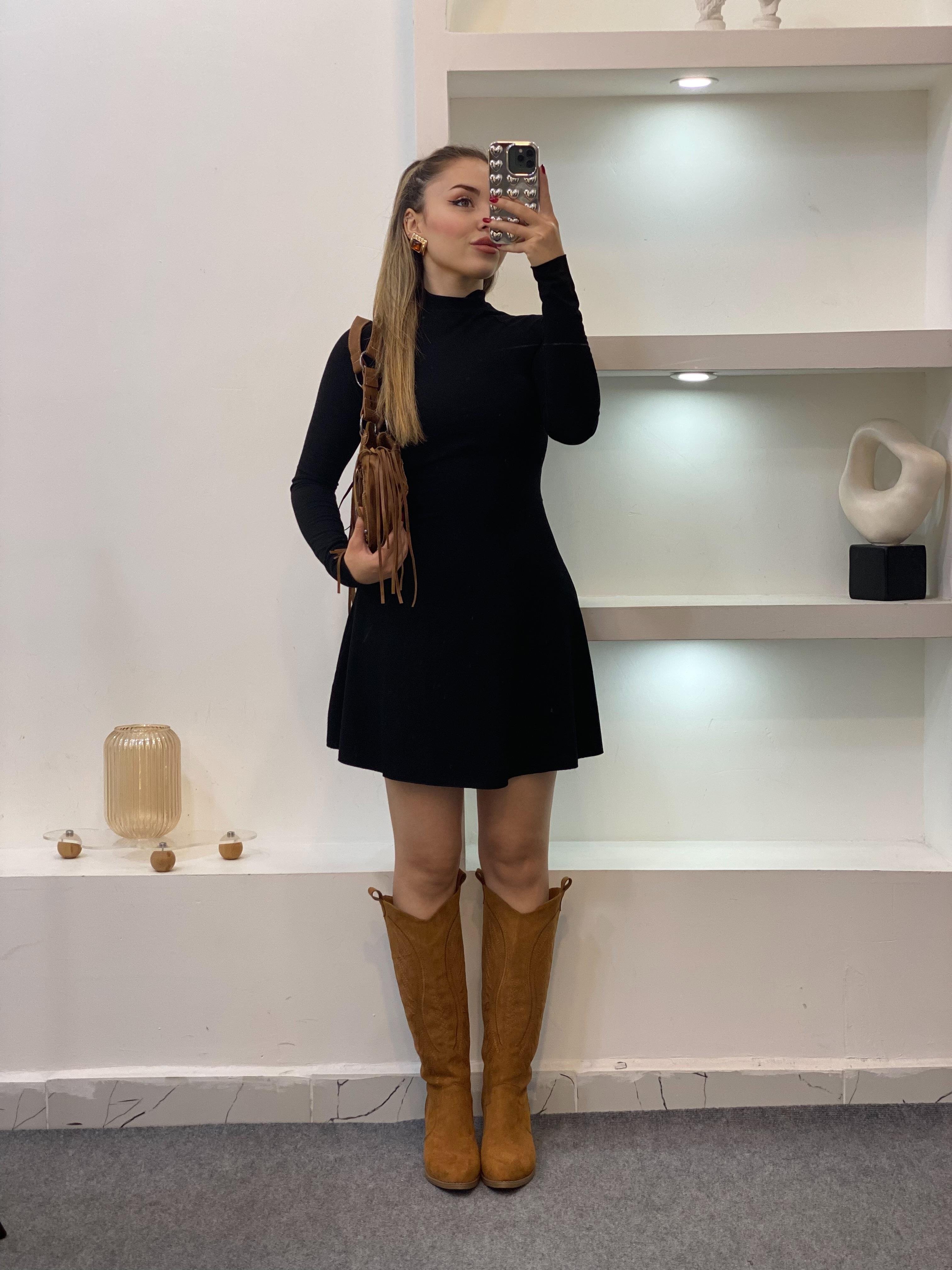 Siyah Yarım Boğazlı Modal Elbise