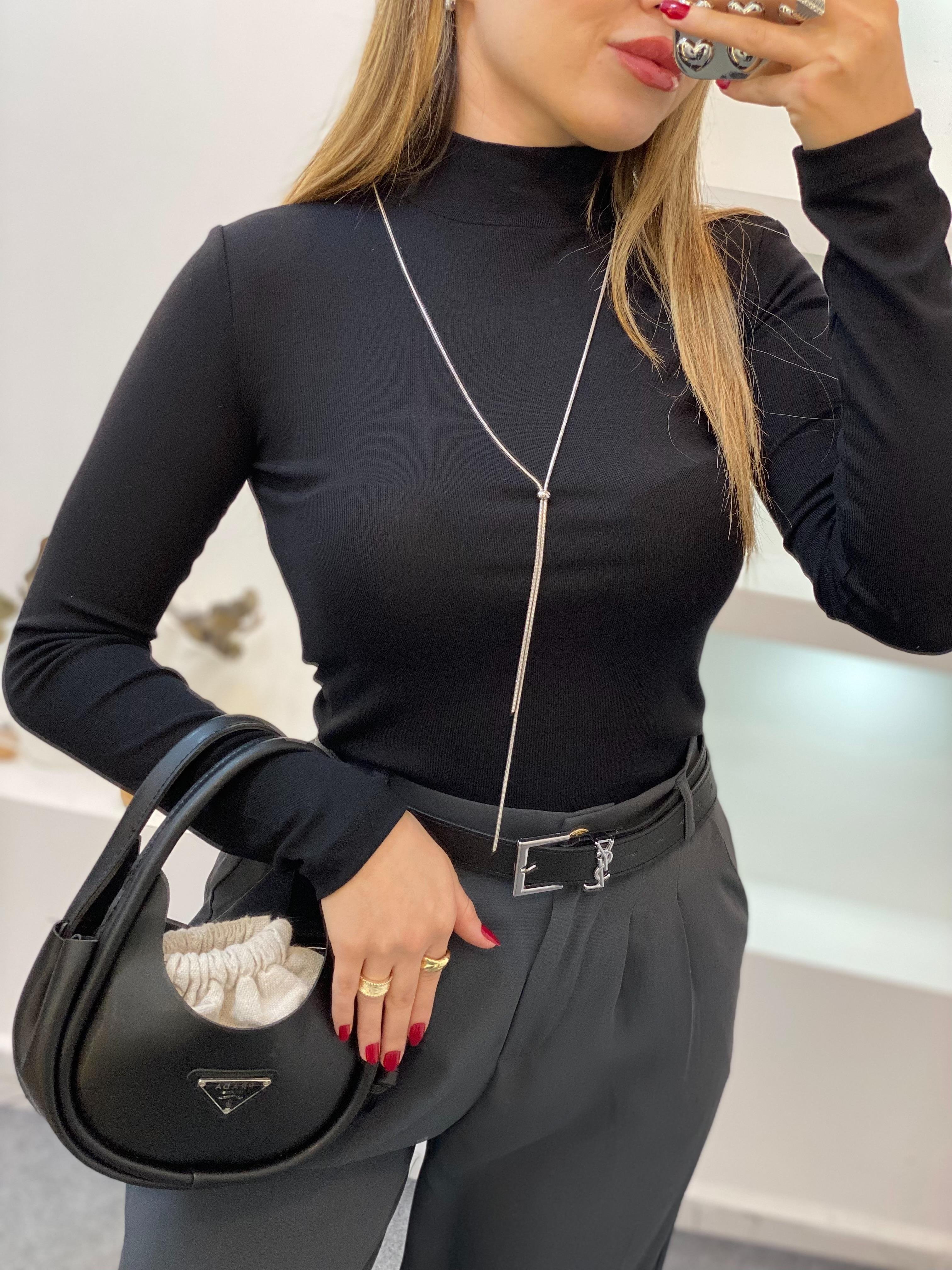 Siyah Yarım Boğazlı Modal Kumaş Basic Bluz