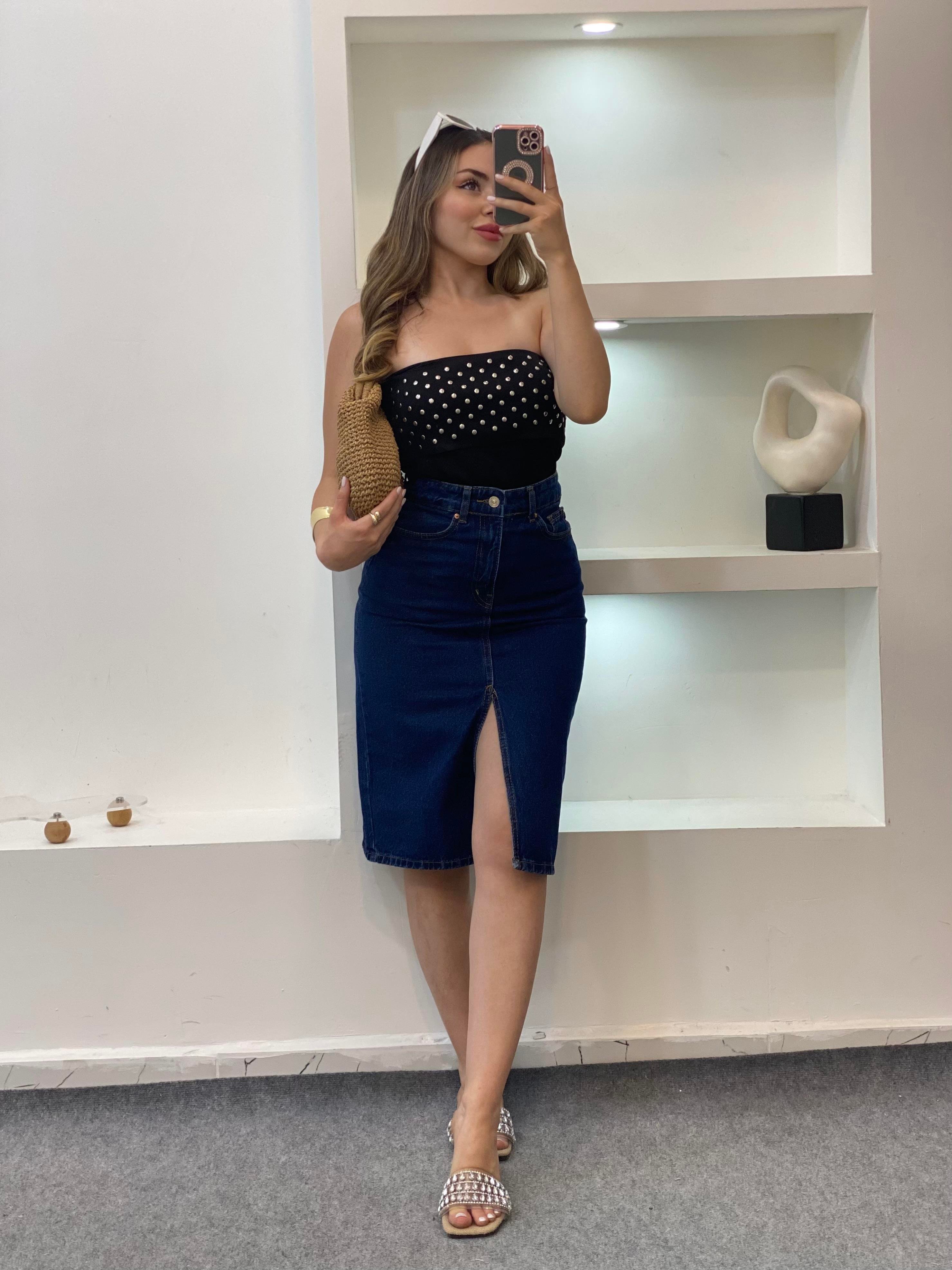 Siyah Zımbalı Straplez Triko Bluz