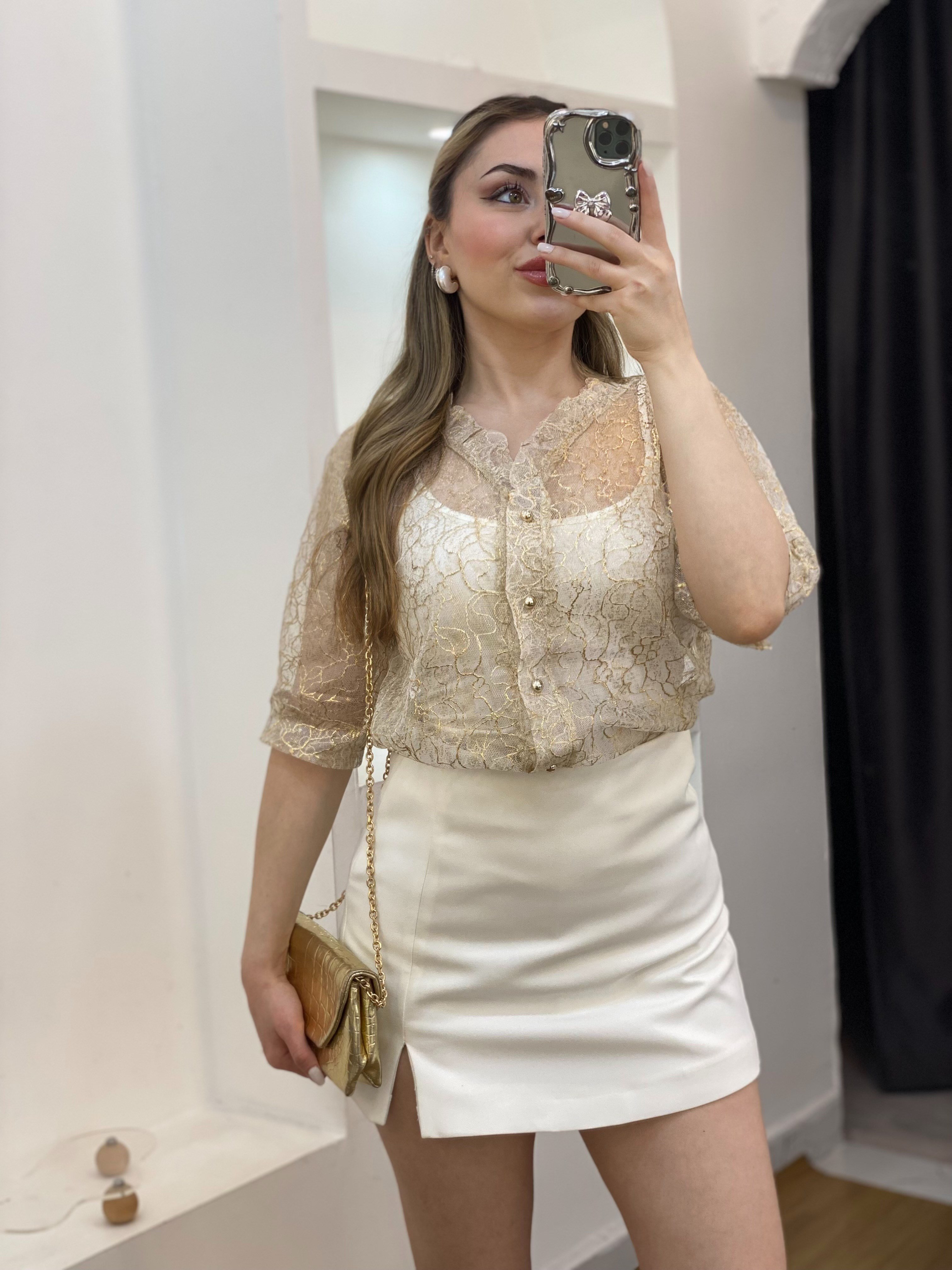 Tasarım Gold Baskılı Yaka Fırfırlı Gömlek