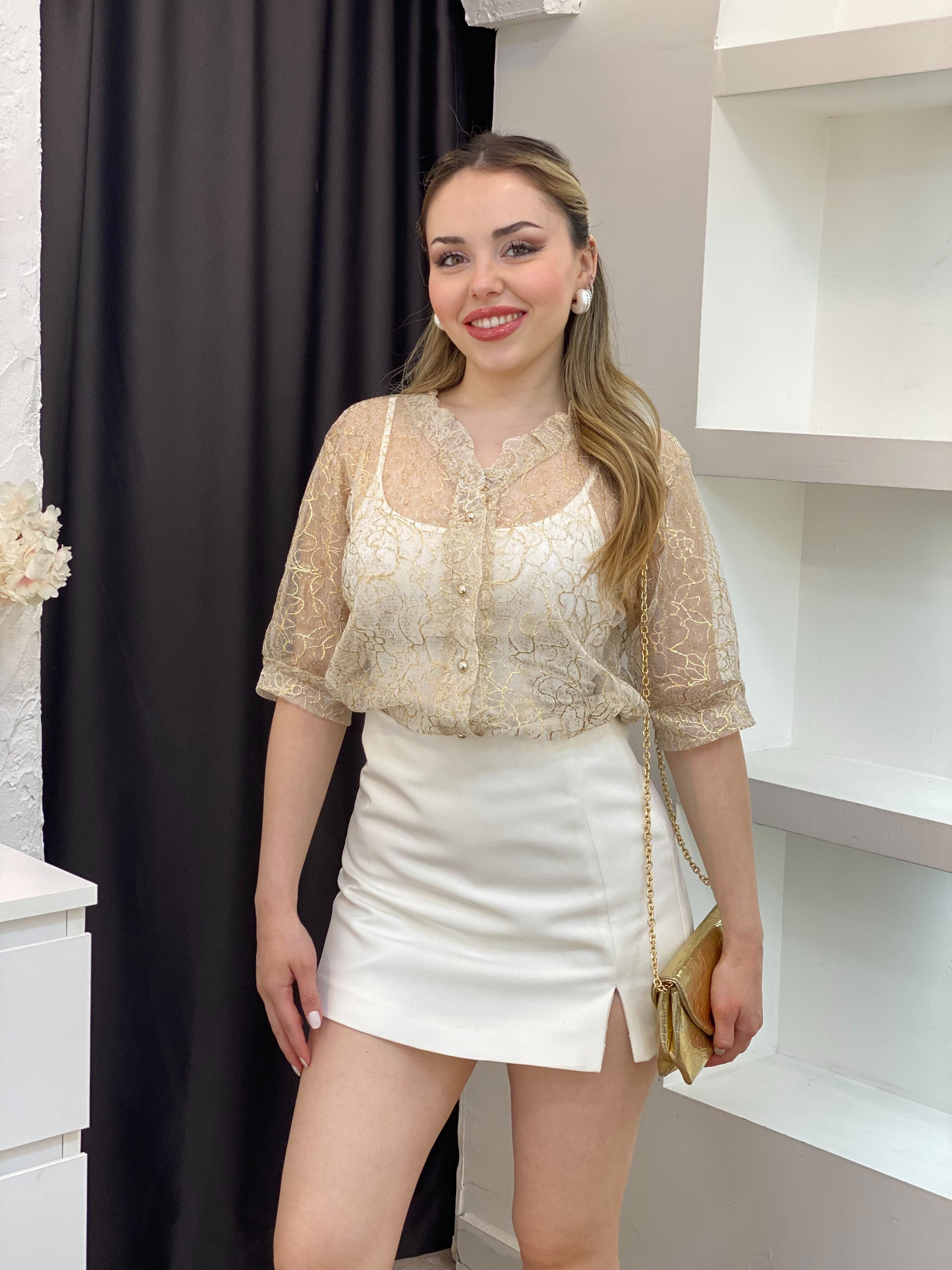 Tasarım Gold Baskılı Yaka Fırfırlı Gömlek