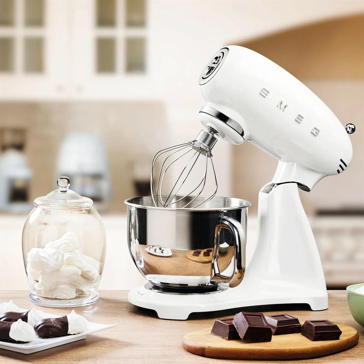 SMEG BEYAZ SMF03WHEU STAND MİKSERİ