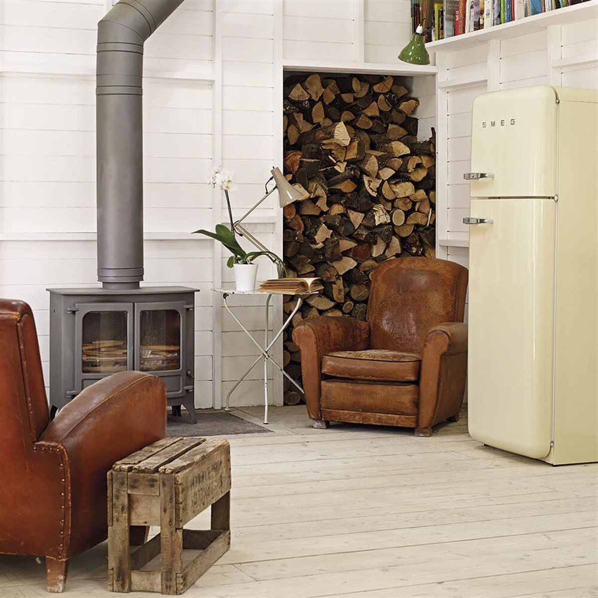 SMEG KREM BUZDOLABI FAB30RCR FAB30LCR