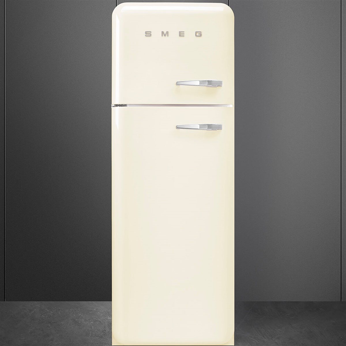 SMEG KREM BUZDOLABI FAB30RCR FAB30LCR
