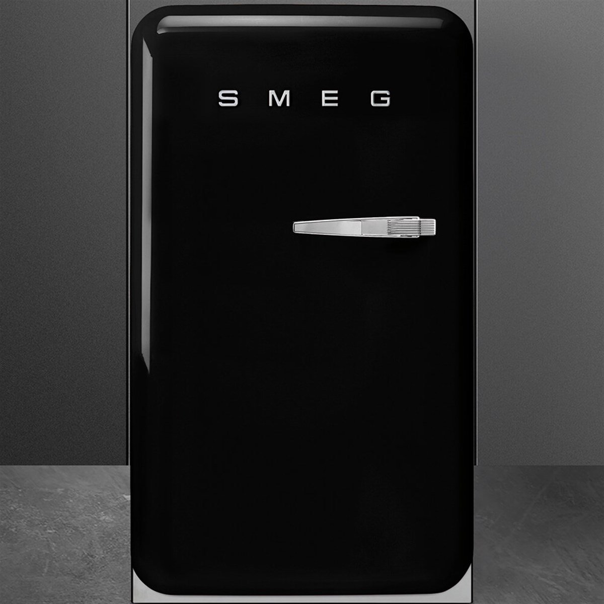 SMEG SİYAH BUZDOLABI FAB10HRBL FAB10HLBL
