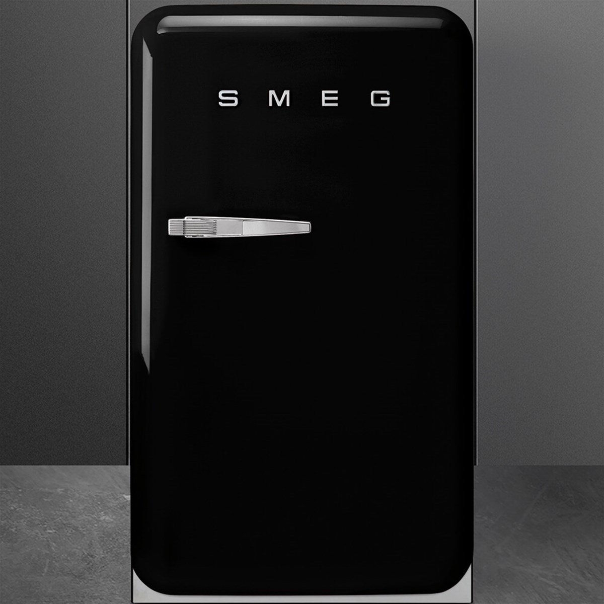 SMEG SİYAH BUZDOLABI FAB10HRBL FAB10HLBL