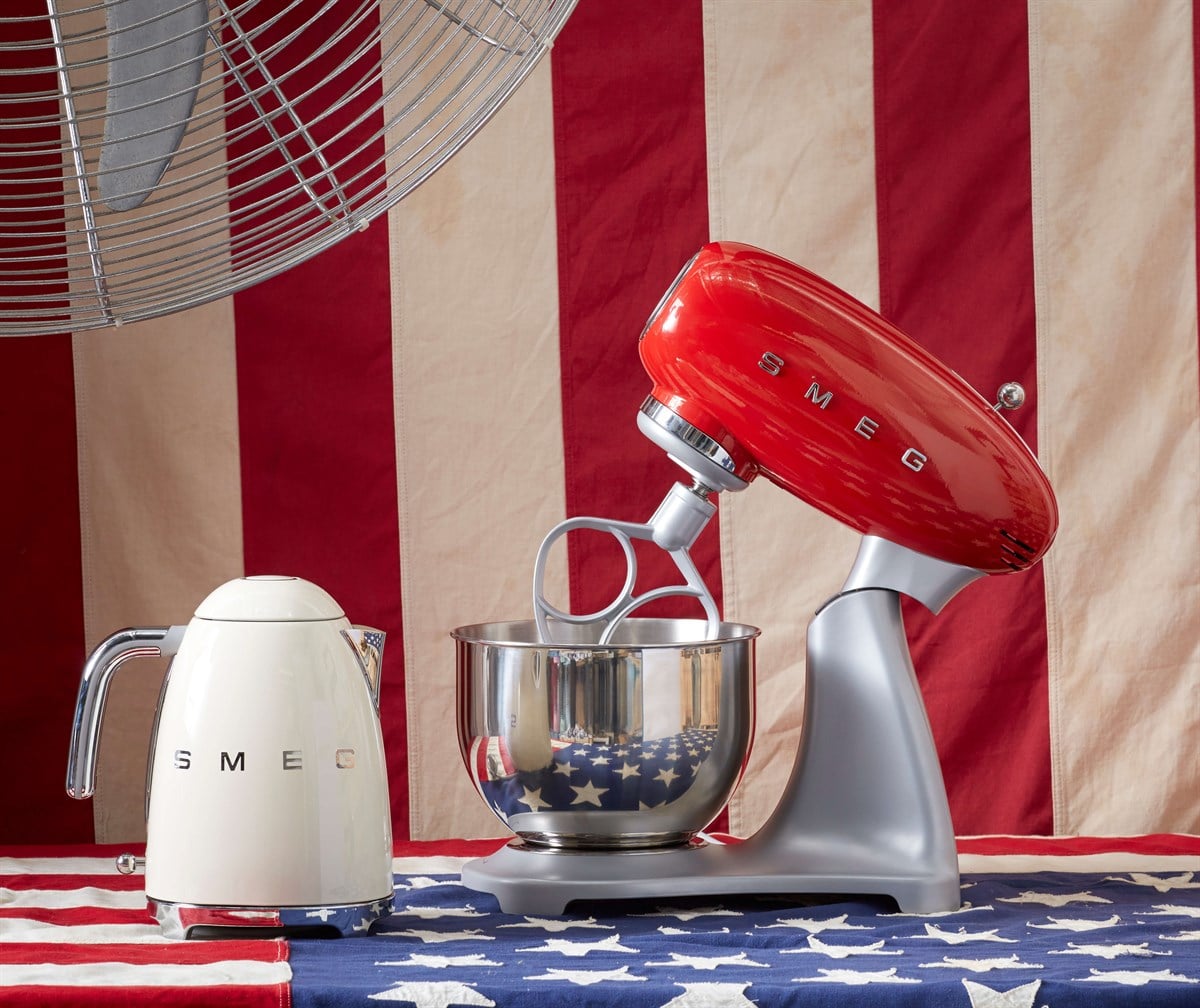 SMEG Stand Mixer SMF02RDEU