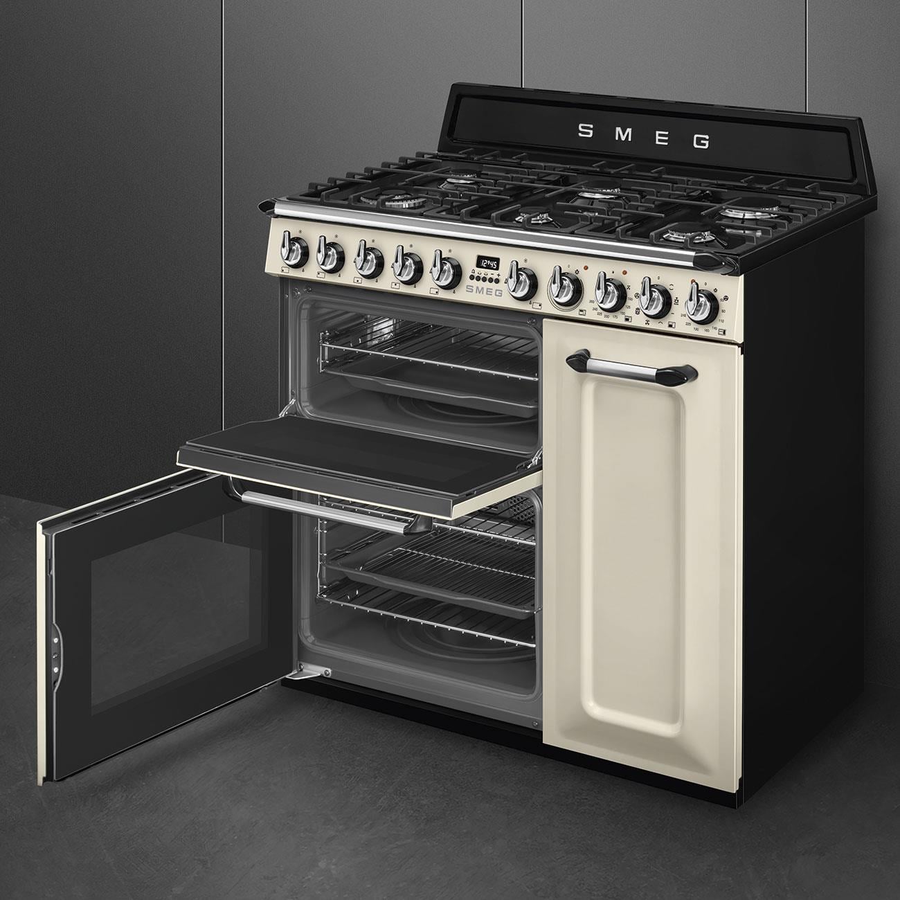 SMEG VICTORIA TR93P KREM KUZİNE FIRIN 90 CM
