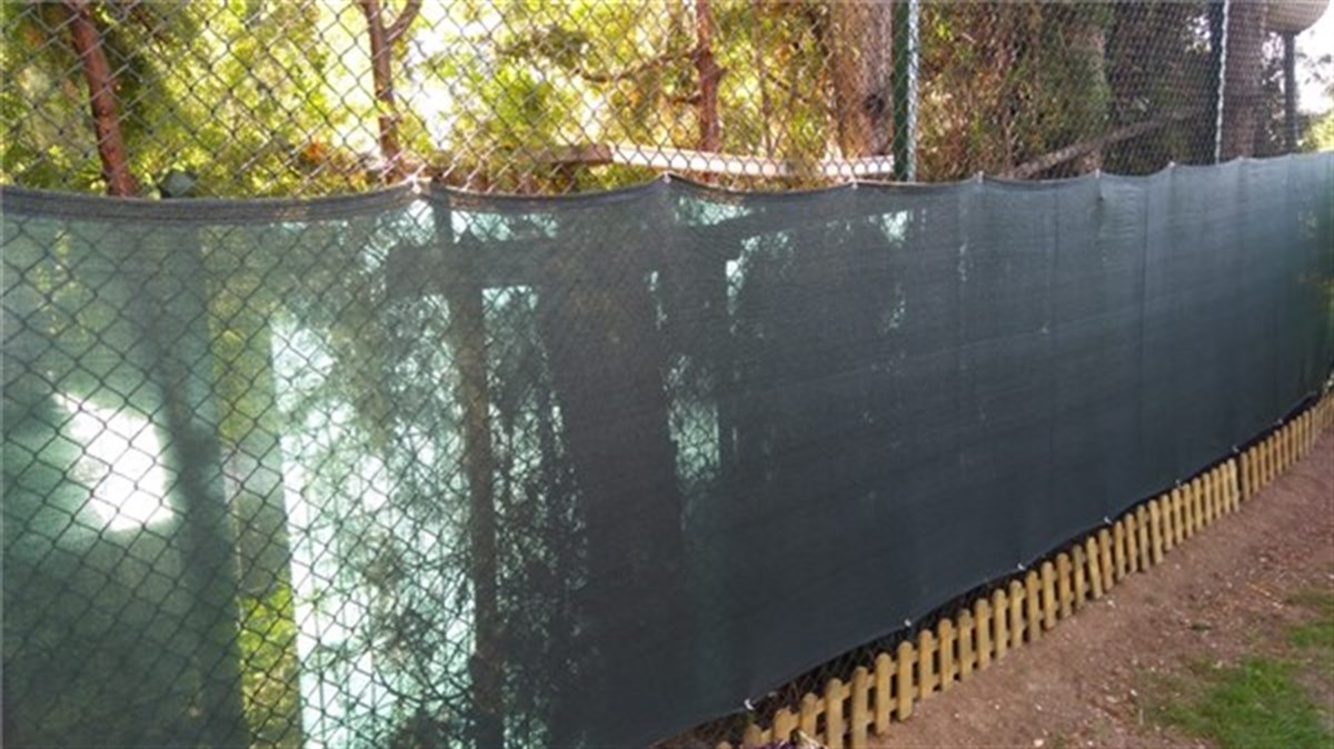 200cm Eninde %75 Lik Çit Filesi 40 Veya 50 Cm Kuşgözlü Şeritli Dikişli  Koyu Yeşil 200 Cm