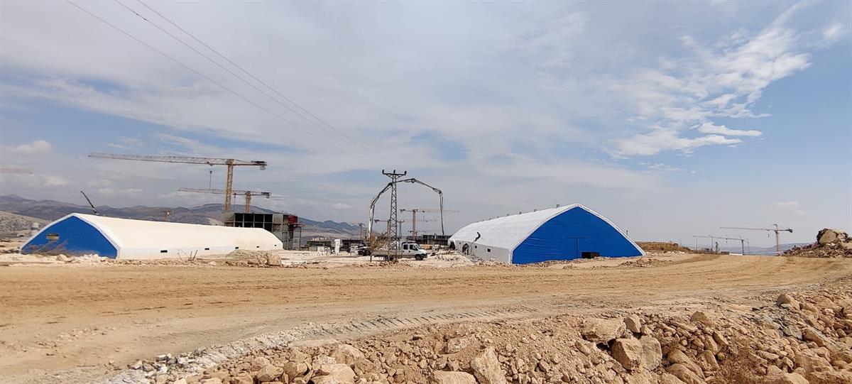 Büyükbaş Hayvan Çadırları 77m*13m