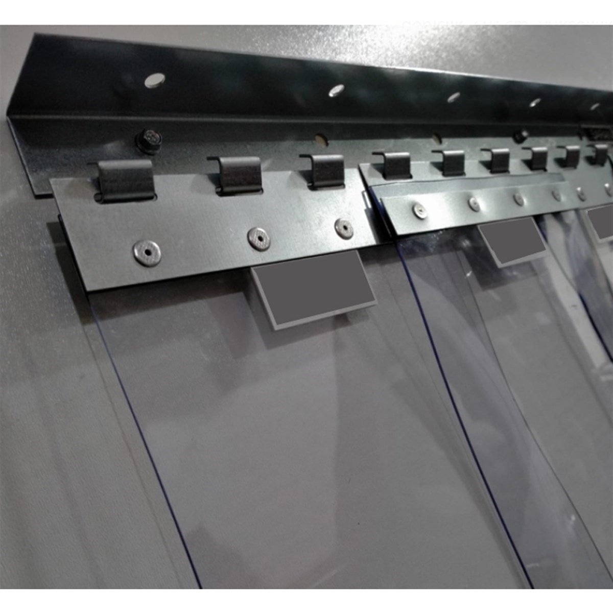 Pvc  Şeffaf Şerit Perde 