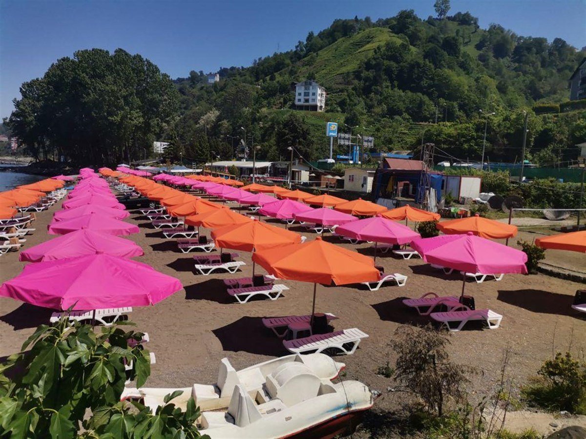 Tek Kanat 220 cm Çift Açılır Pazarcı Şemsiyesi