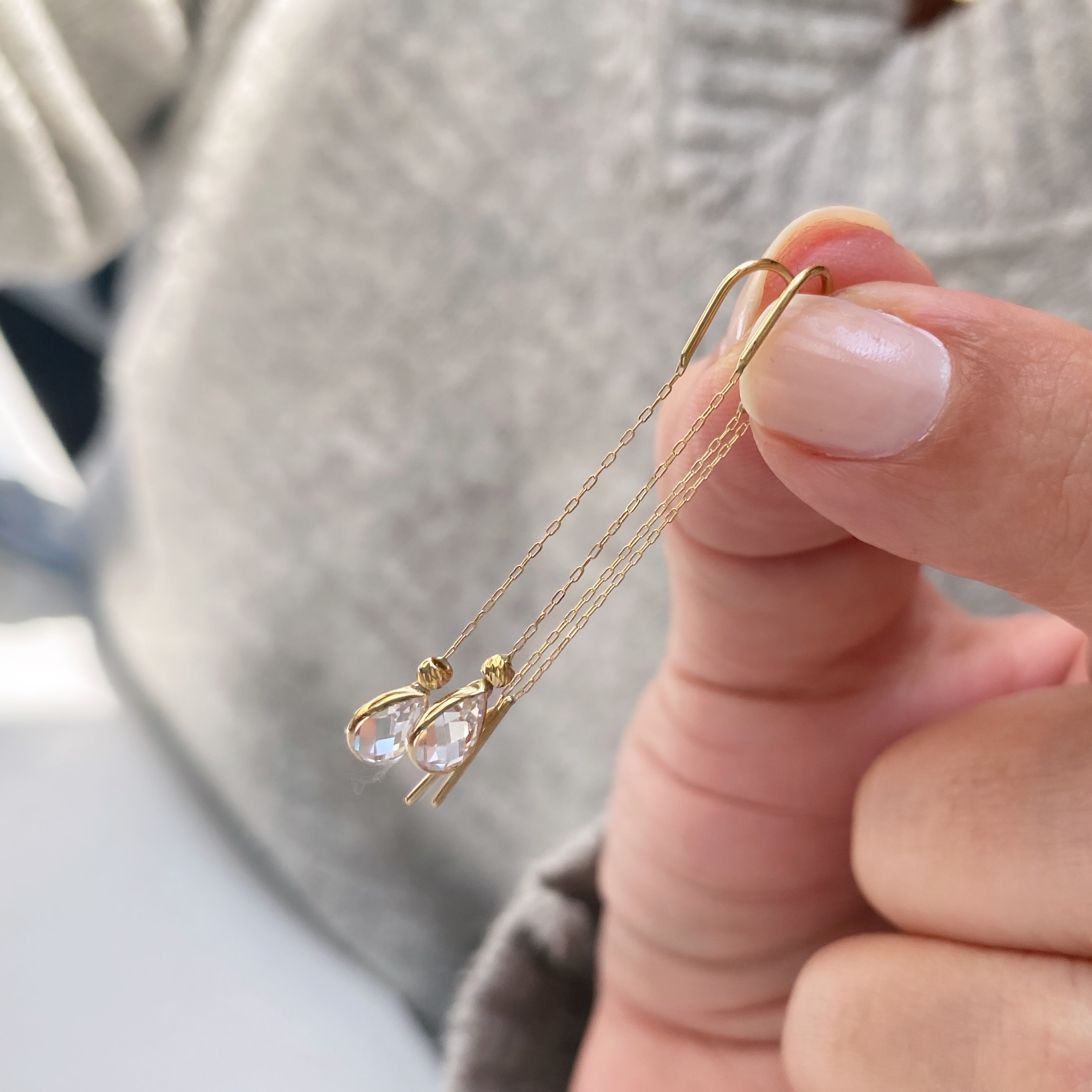 14k Altın Beyaz Damla Taşlı Küpe