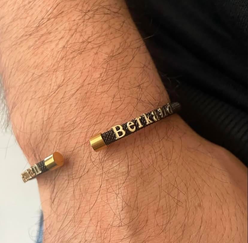 14K Altın İsimli Siyah Çelik Bileklik
