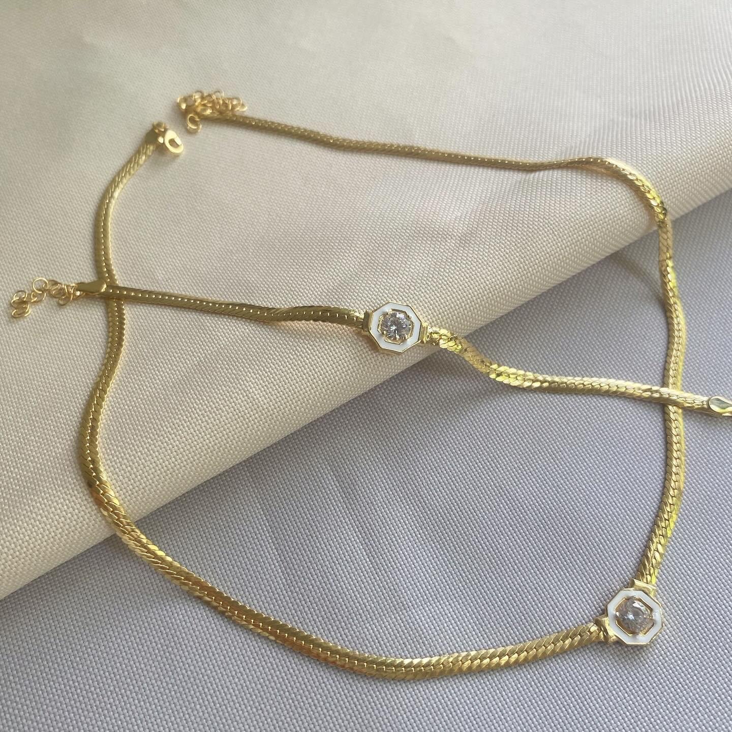 14k Altın Kaplamalı Gümüş Beyaz Mineli Taşlı Kolye Bileklik