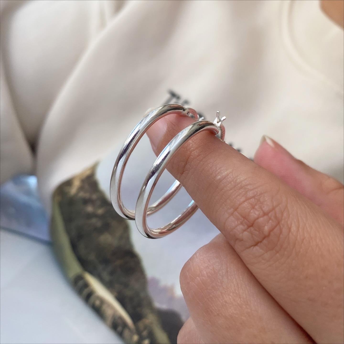 925 Ayar Gümüş Halka Küpe