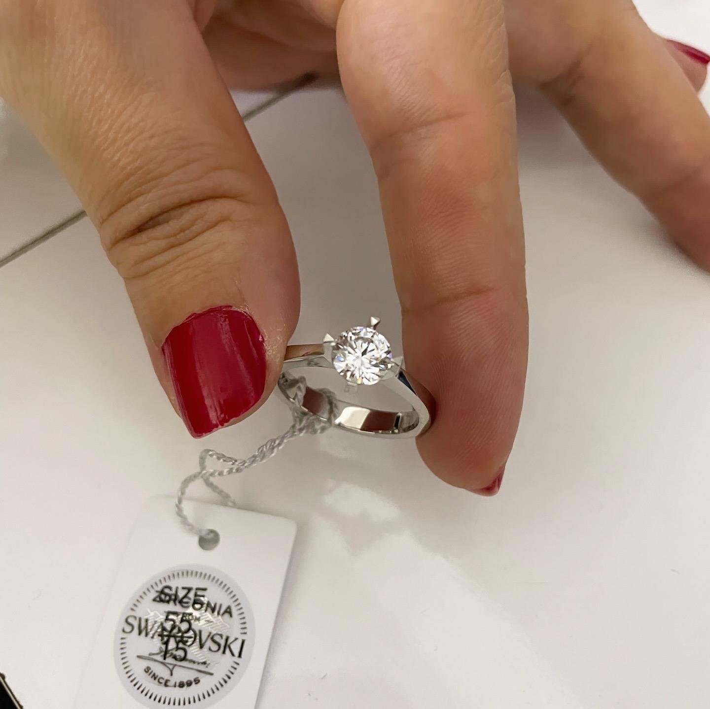 925 Ayar Swarovski Taşlı Gümüş Tektaş Yüzük