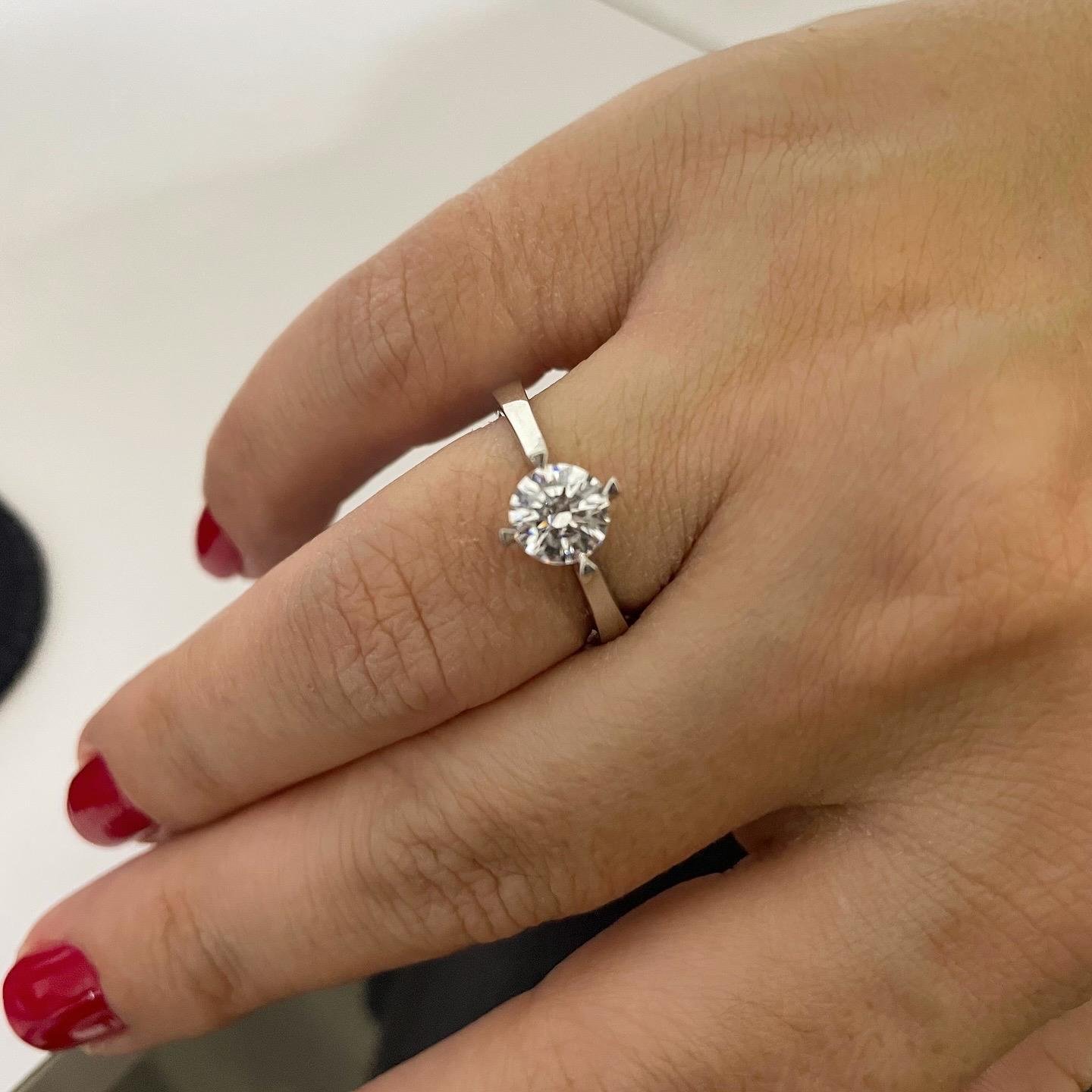 925 Ayar Swarovski Taşlı Gümüş Tektaş Yüzük