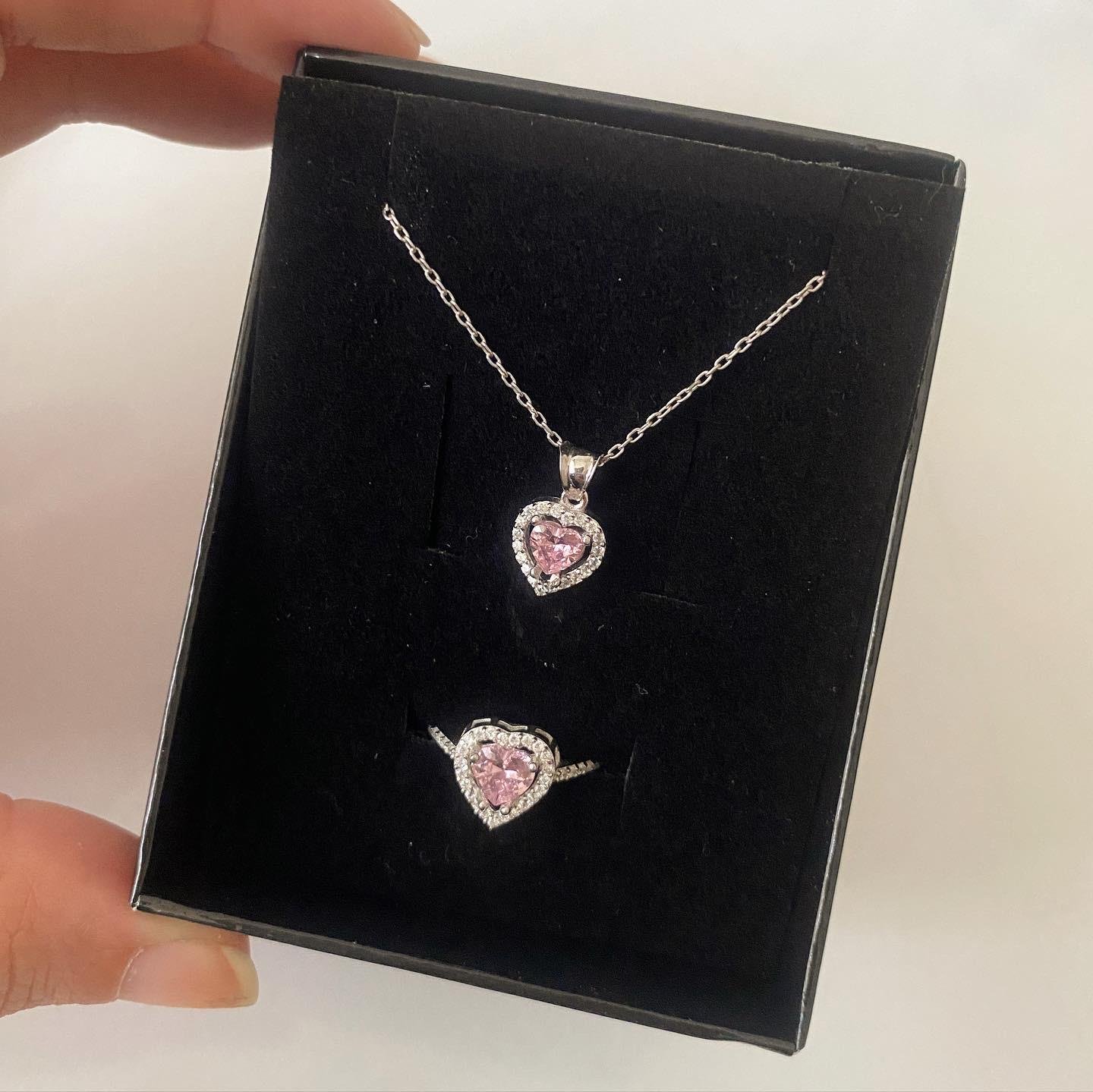 Pembe Taşlı Gümüş Kolye ve Yüzük Seti