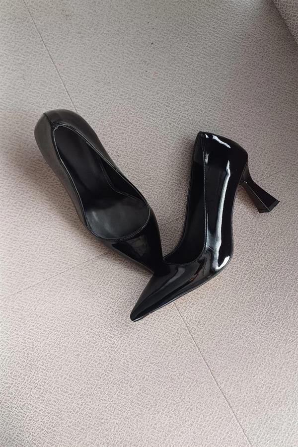 Kadın Samba Siyah Rugan 7 Cm İnce Topuklu  Stiletto