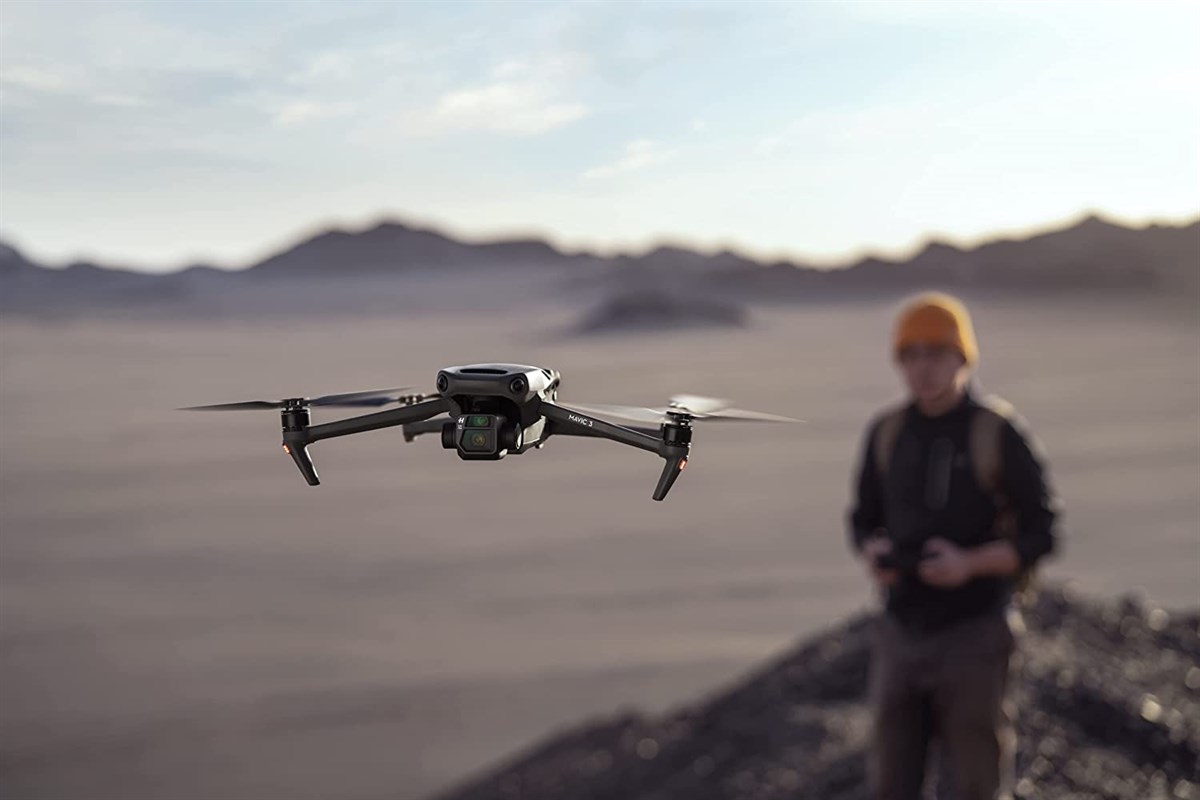 DJI Mavic 3 Fly More Combo Drone
