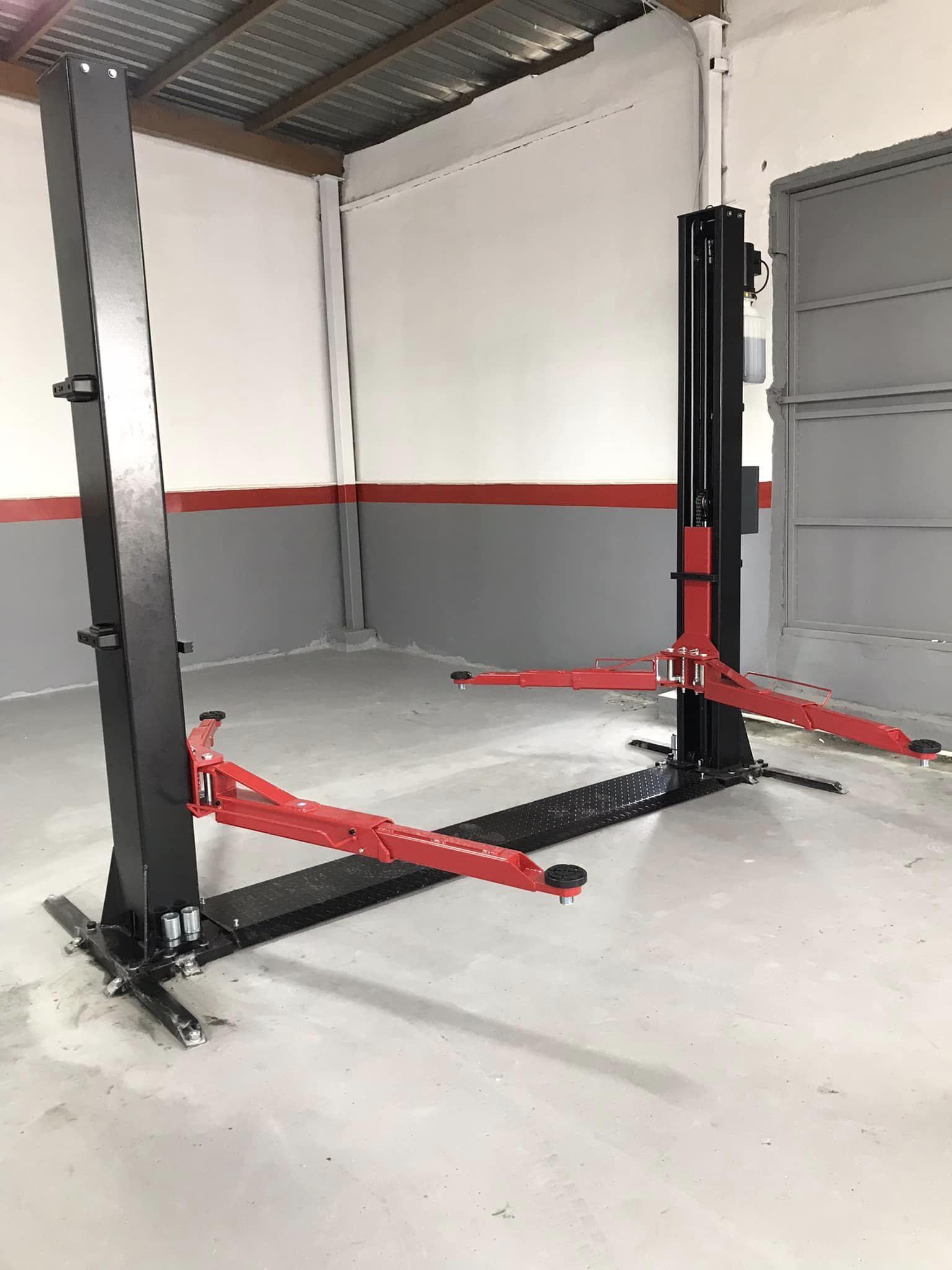 Alttan ŞASELİ 4 Ton Hidrolik Lift