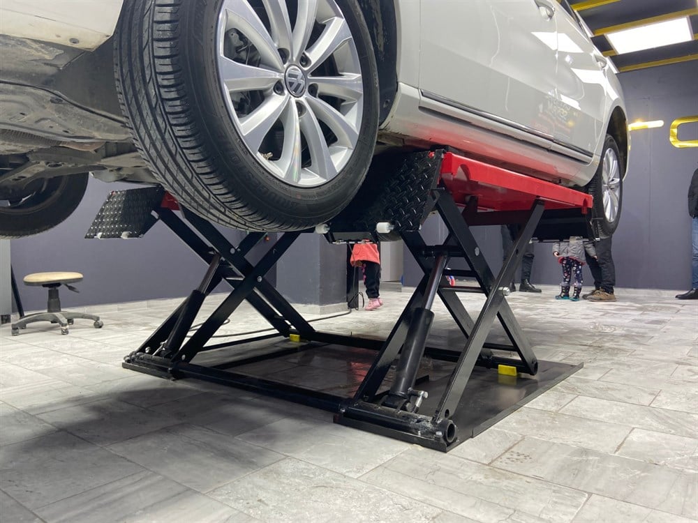 Makaslı 1 Metre Kaldıran Lift (Fiyat Alınız )