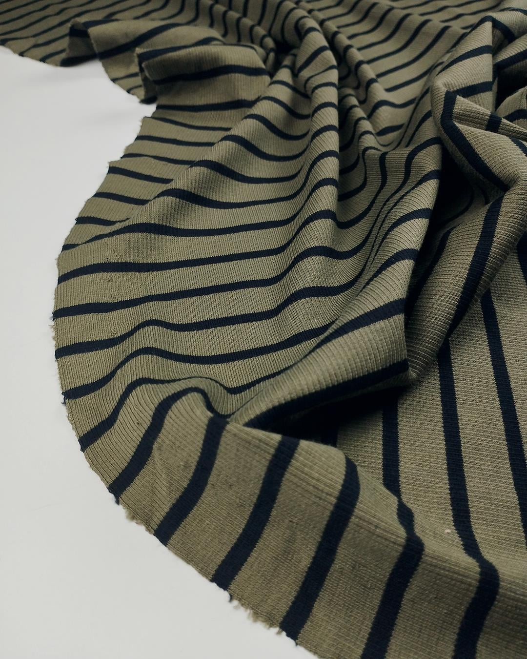 Yeşil Siyah Kaşkorse Örme Kumaş En: 110cm