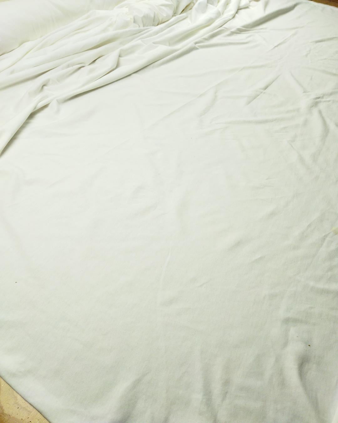 Ekru Renkte Süprem Penye
 (En 170 cm x
 Boy 180 cm)