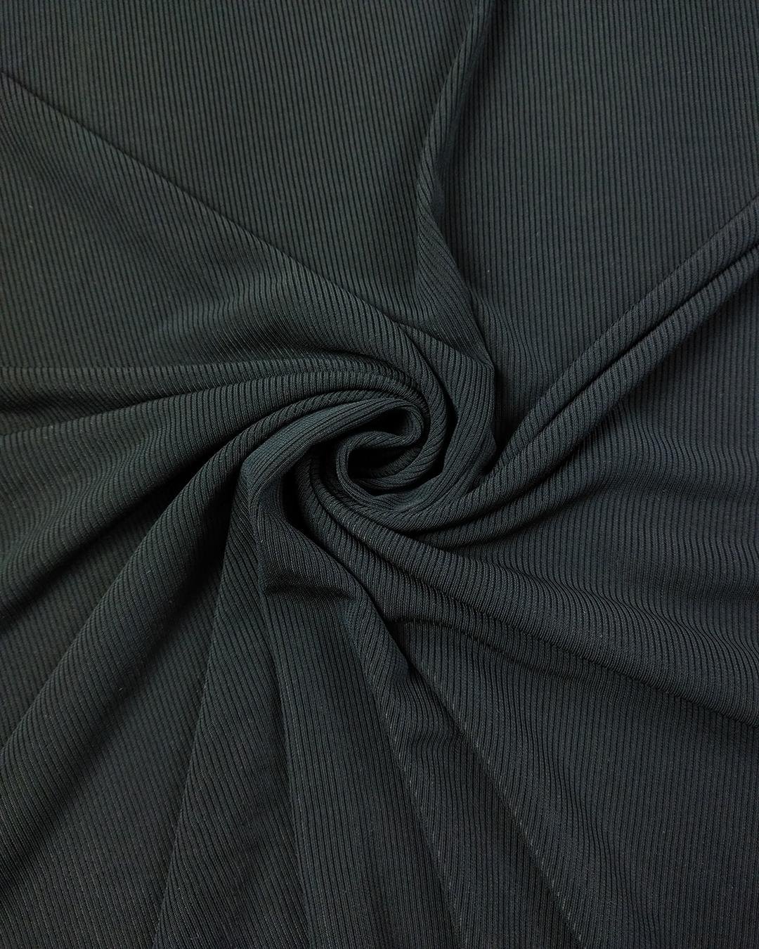 TEK EN Siyah Renkte Kaşkorse Jarse
 En: 95 cm
