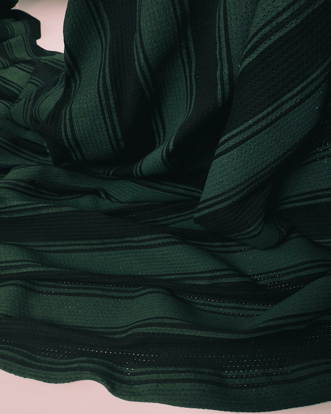 Siyah PamukluSiyah Yeşil Örme Kumaş Pamuksu Tok Dokulu Elbiselik & Bluzluk En: 200cmTülbent Vual Kumaş İnce Hafif Dökümlü Fularlık & Pareoluk En: 80cm