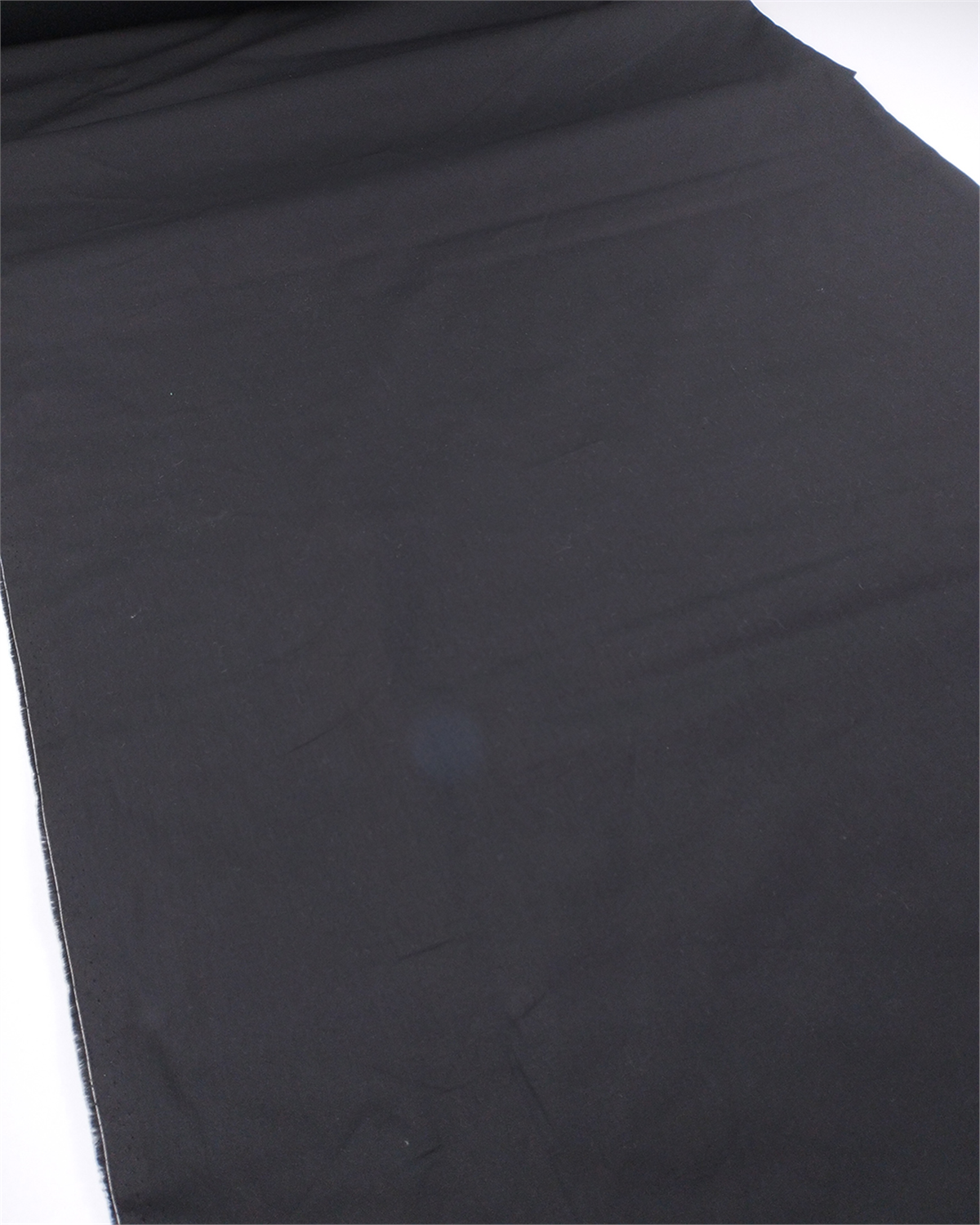 Siyah Renkte Telalanmış İnce Viskon Keten Kumaş Gömleklik & Elbiselik En: 150cm