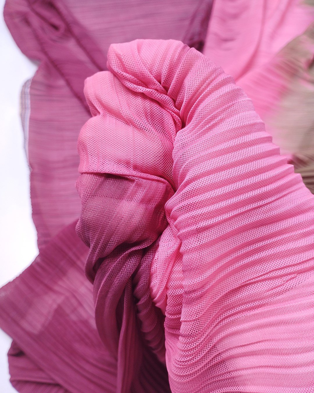 Pembe Siyah Kahve Pliseli File Kumaş Esnek Yumuşak Elbiselik & Bluzluk 140x240cm