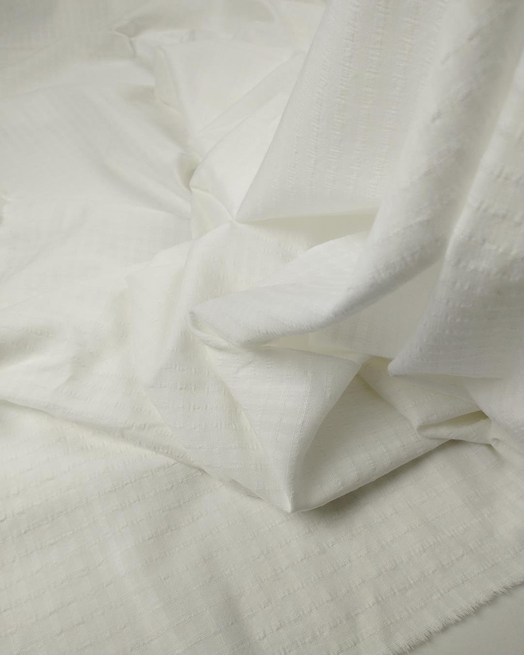 %63 Pamuk %37 Viskon Beyaz Renkte Vual Dokuma (En  140 cm x Boy  195 cm)