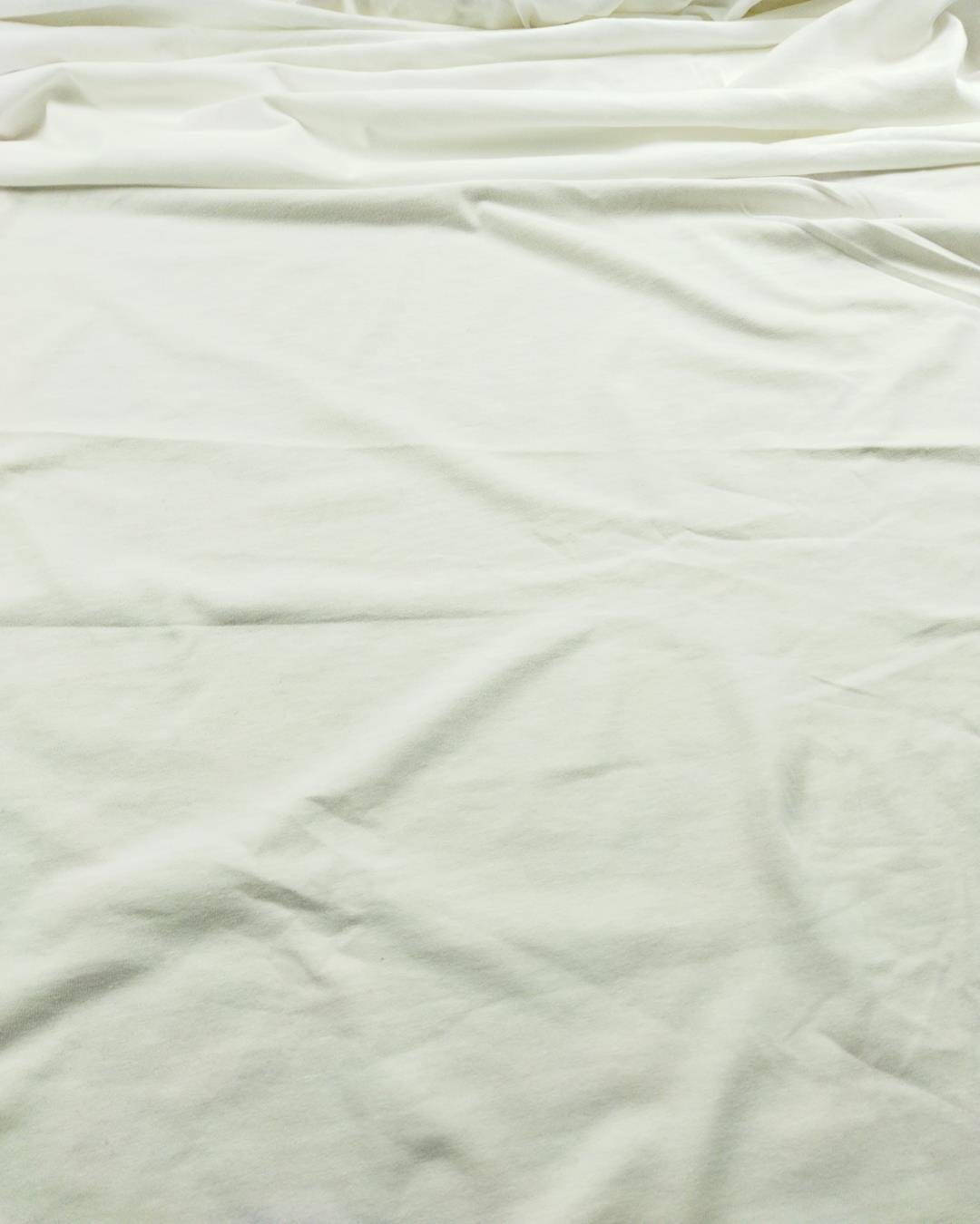 Ekru Renkte Süprem Penye
 (En 170 cm x
 Boy 180 cm)