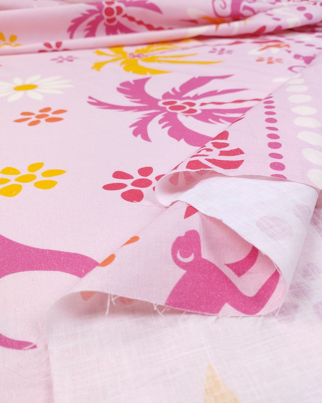 Pembe Üzeri Çiçek Ve Maymun Desenli Beyaz Kırmızı Ve Turuncu Renklerde Pamuk Keten Keten Dokuma Kumaş Elbiselik & Gömleklik En: 150cm