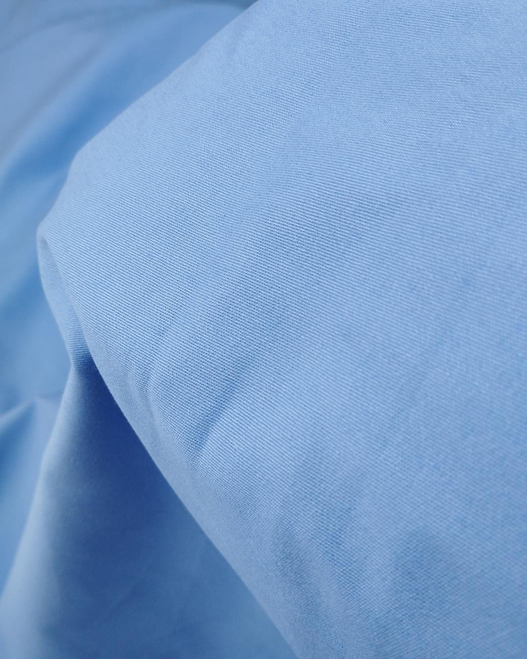 Açık Mavi Renkte Gabardin
 (En 140 cm x
 Boy 200 cm)