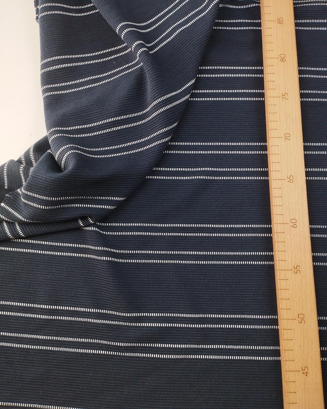Lacivert Üzeri Beyaz Çizgili Örme Kumaş En: 170cm