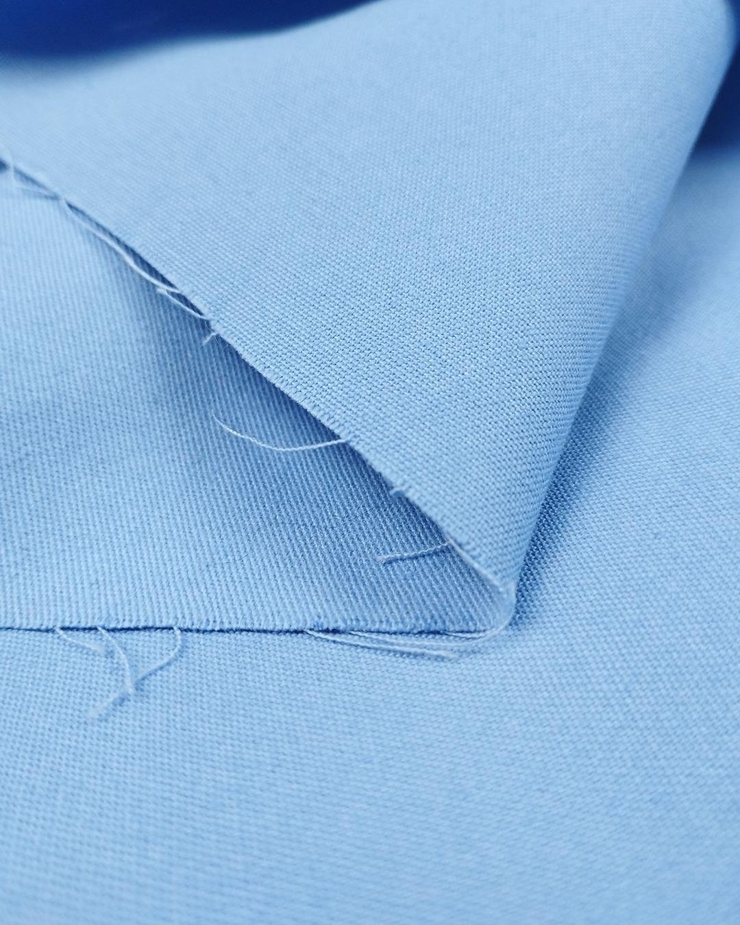 Açık Mavi Renkte Gabardin
 (En 140 cm x
 Boy 200 cm)