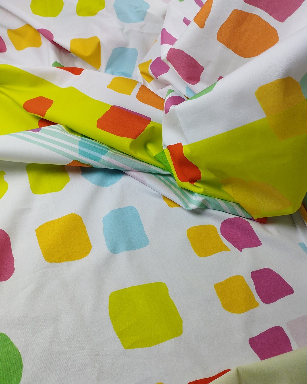 Çok Renkli Pamuklu Gabardin Kumaş İnce Tok Dokulu Elbiselik & Ev Tekstili 140x150cm